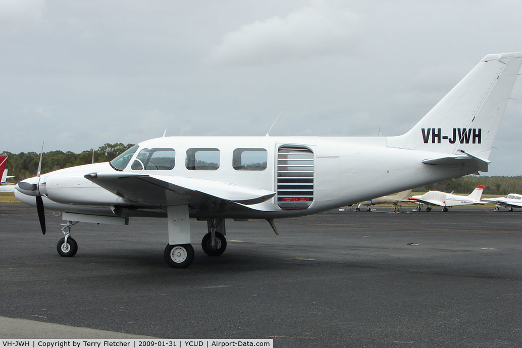 VH-JWH, 1974 Piper PA-31 Navajo C/N 31-7401253, Airborne platform for the Skydivers at Coulandra
