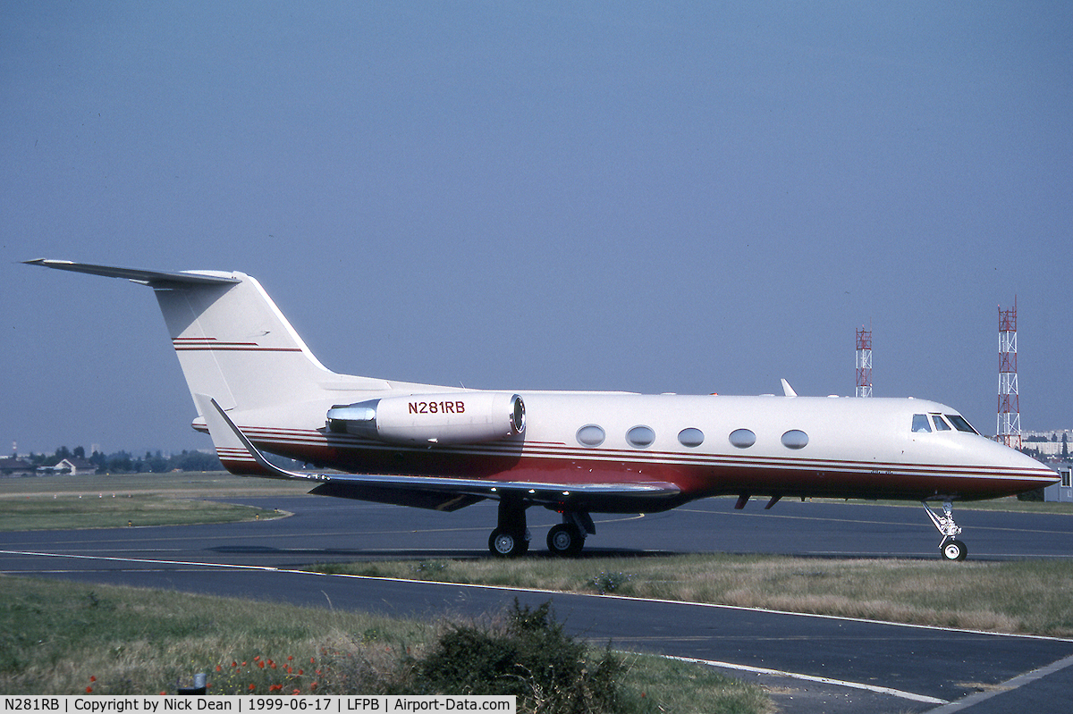 N281RB, 1977 Grumman G1159 Gulfstream IISP C/N 200, Paris Le Bourget