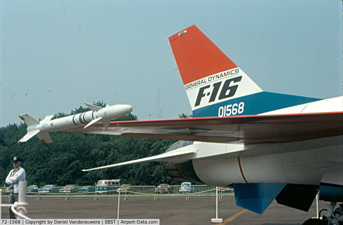 72-1568, 1972 General Dynamics YF-16 C/N 60-2, BAF Air Show - Brustem - July 1977 - pre-production aircraft