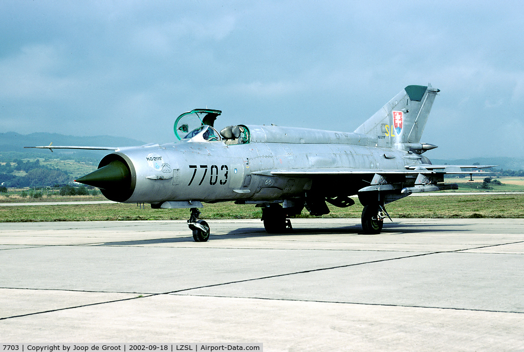 7703, Mikoyan-Gurevich MiG-21MF C/N 967704, Shortly before retirement there was a last opportunity to photograph the Slovak AF MiG-21 based at Sliac.