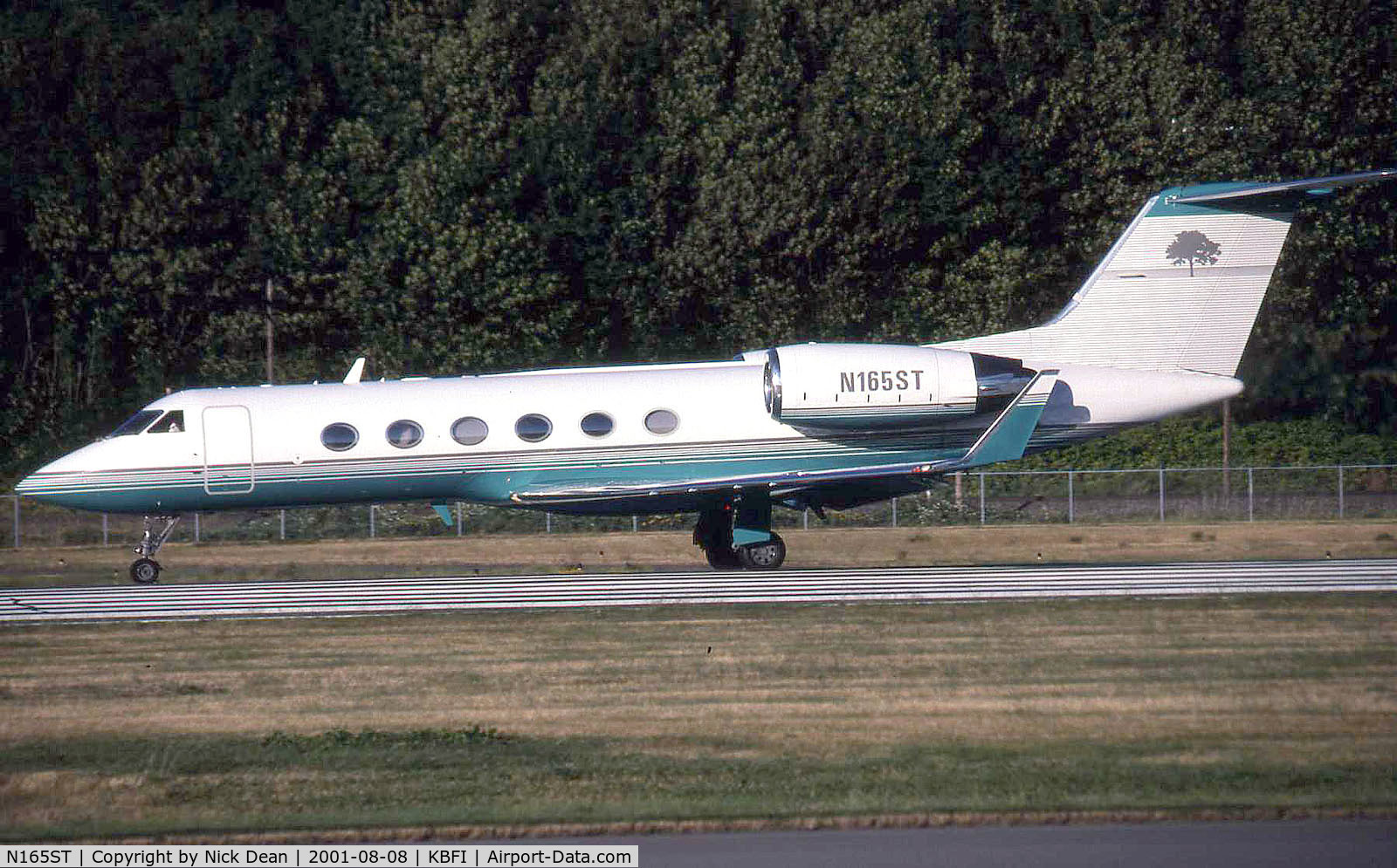 N165ST, 1988 Gulfstream Aerospace Gulfstream IV C/N 1053, KBFI