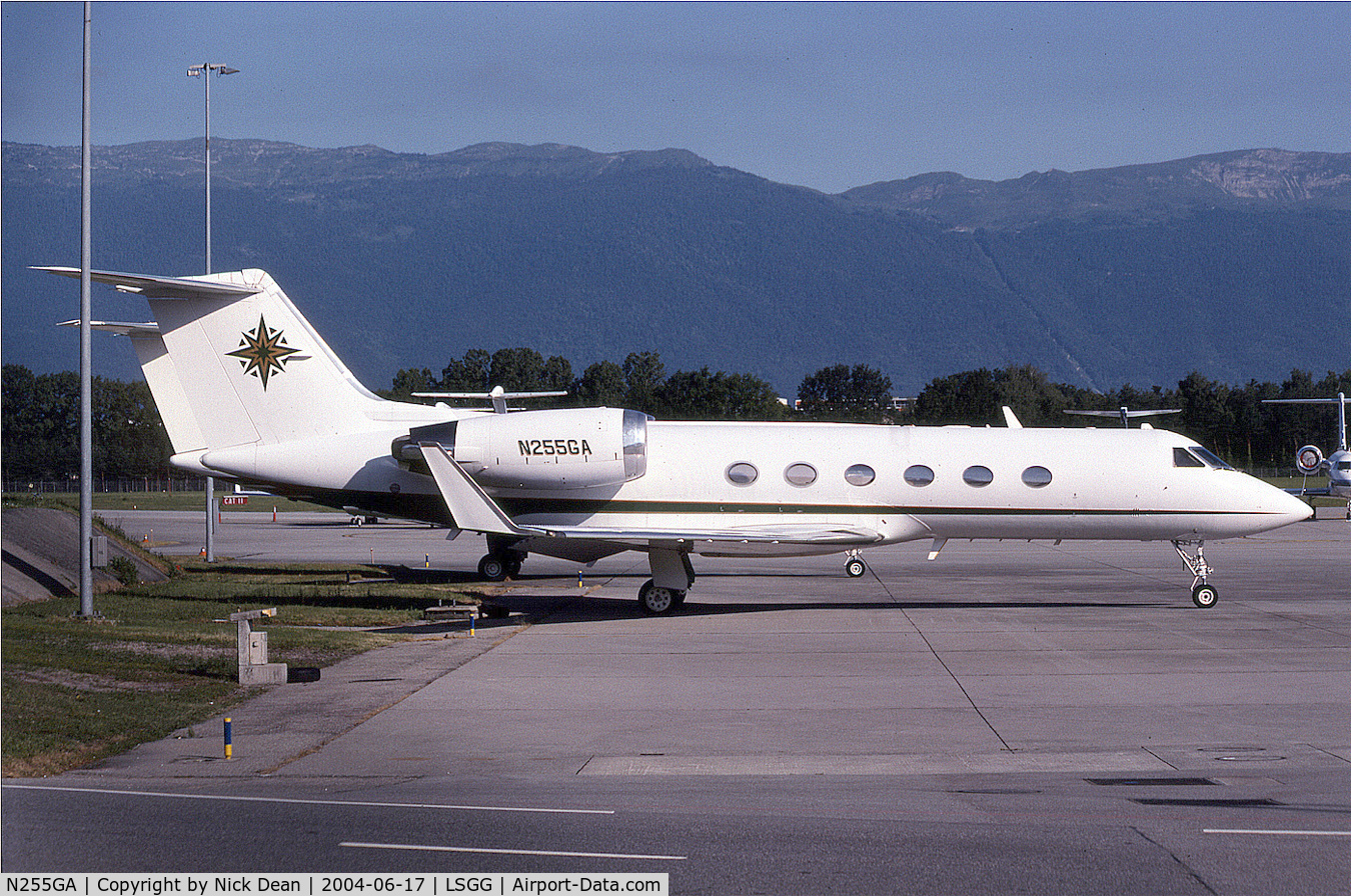 N255GA, 1988 Gulfstream Aerospace G-IV C/N 1055, LSGG