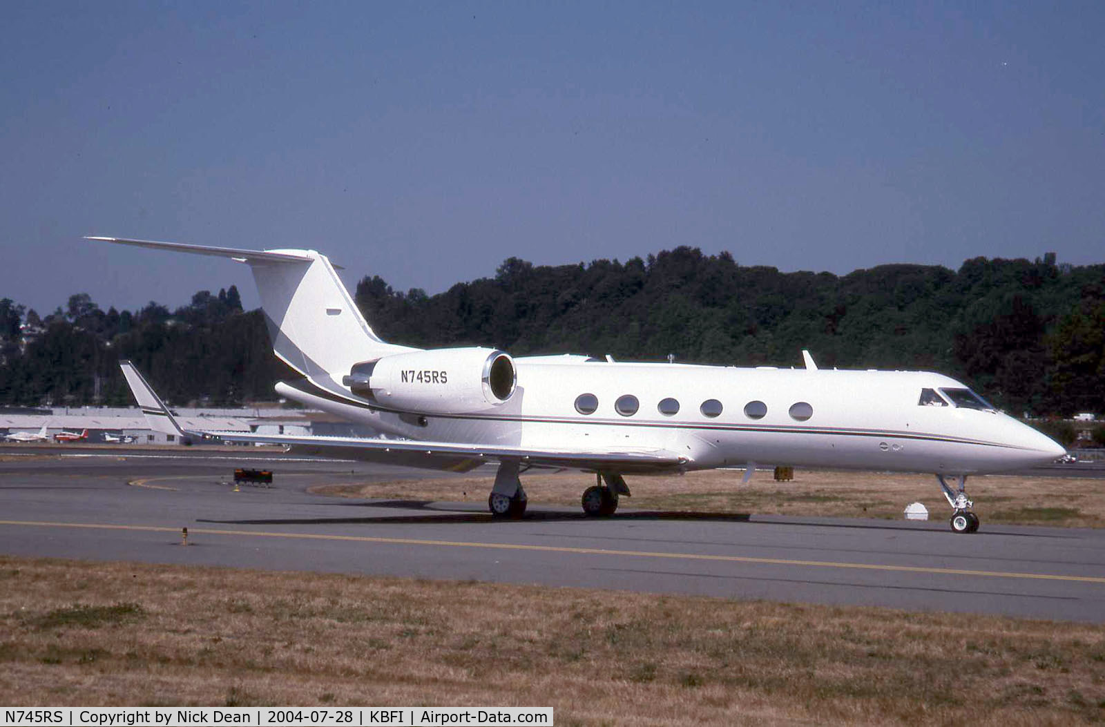 N745RS, 1988 Gulfstream Aerospace G-IV C/N 1063, KBFI