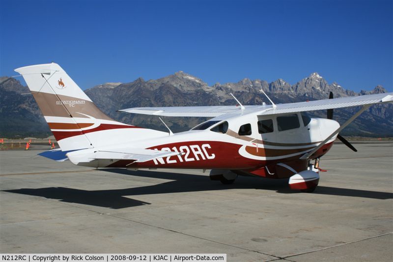 N212RC, 2008 Cessna T206H Turbo Stationair C/N T20608816, New Flight Charters aircraft, available for charter and scenics from Jackson Hole, Wyoming