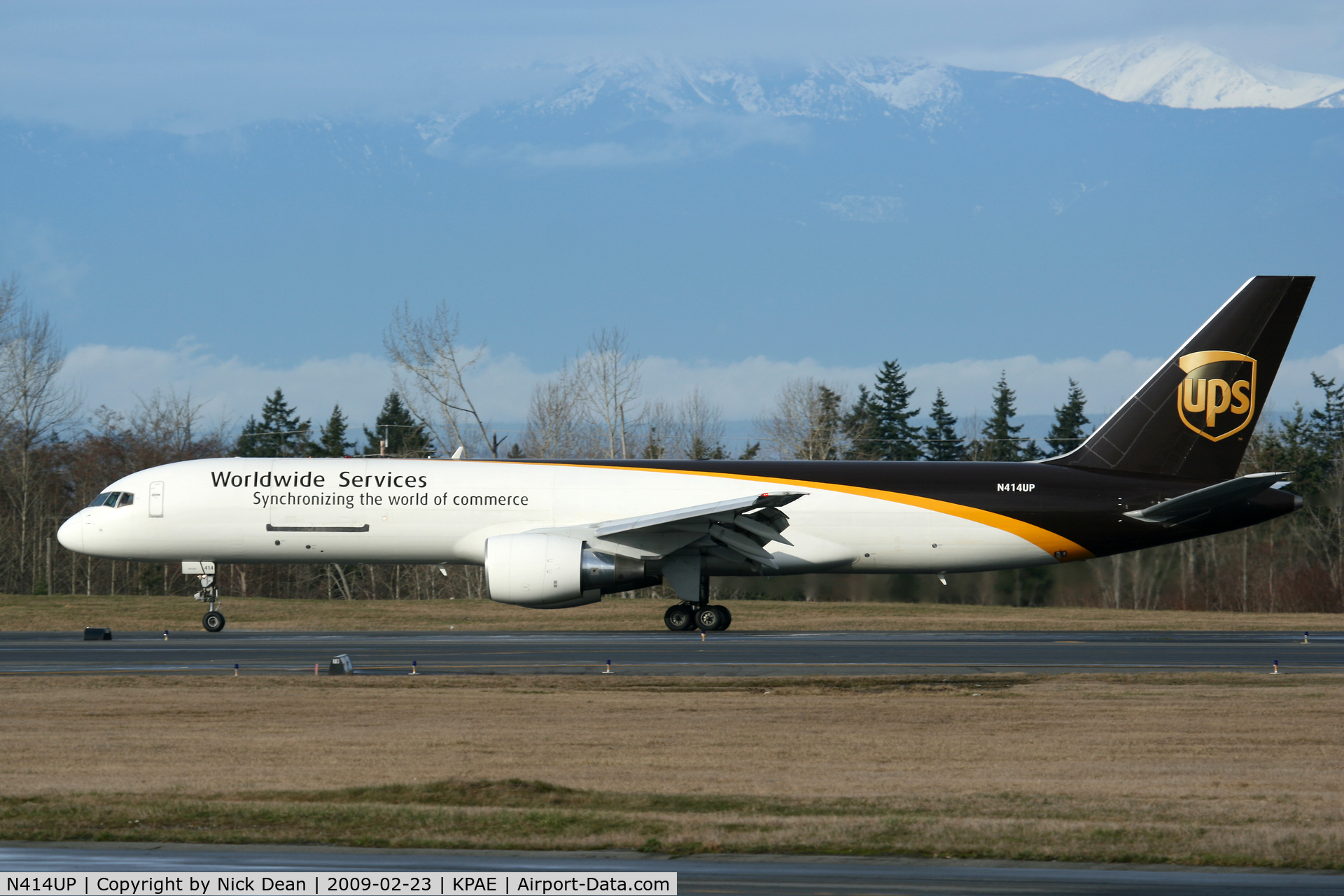 N414UP, 1988 Boeing 757-24APF C/N 23854, KPAE (UPS 9492 arriving from KONT for maintenance at Goodrich)