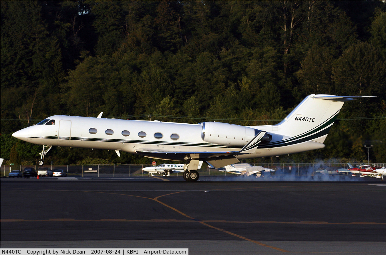 N440TC, 1989 Gulfstream Aerospace G-IV C/N 1115, KBFI