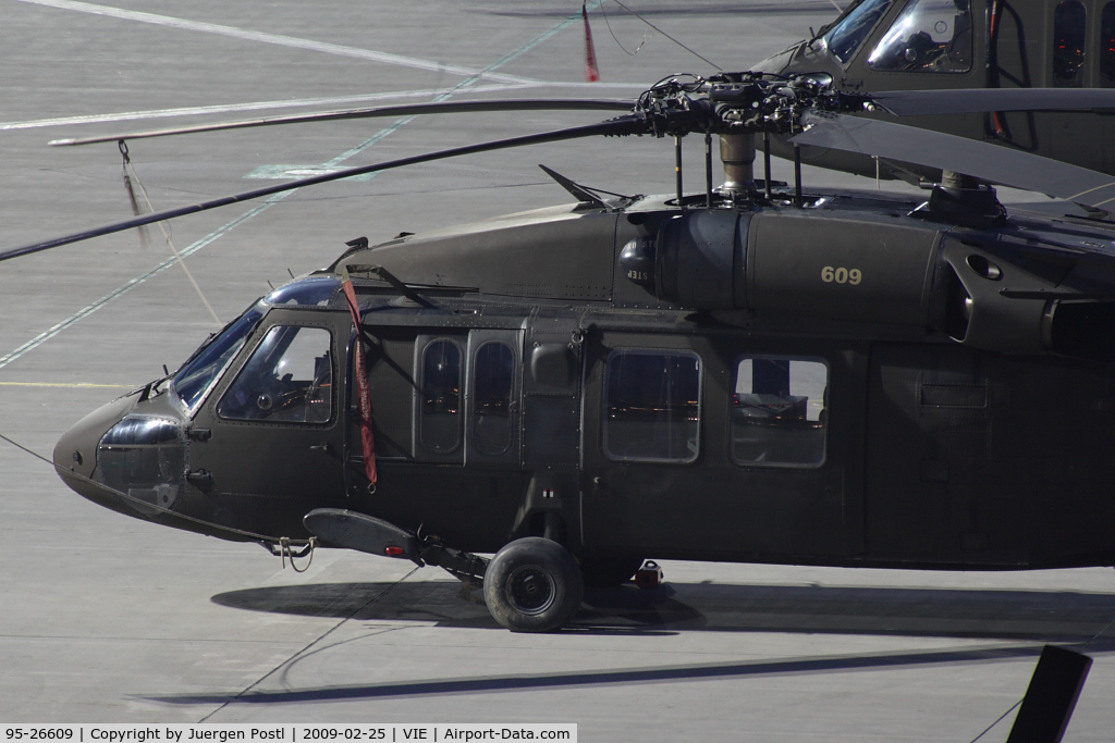 95-26609, 1995 Sikorsky UH-60L Black Hawk C/N 70-2126, US Army Sikorsky Black Hawk