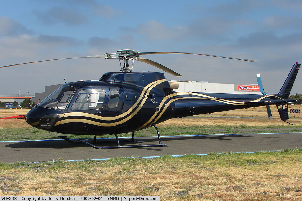 VH-XBX, 1990 Aerospatiale AS-350BA Ecureuil C/N 2398, Aerospatiale AS350BA at Moorabbin