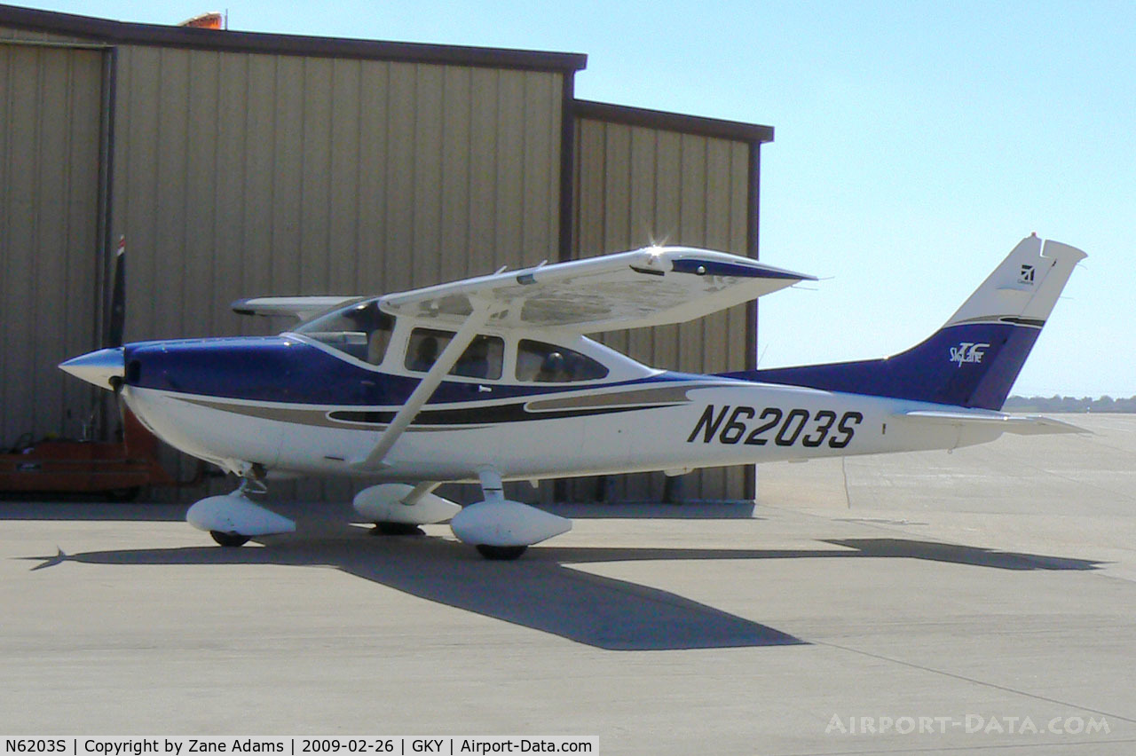 N6203S, 2004 Cessna T182T Turbo Skylane C/N T18208285, At Arlington Municipal