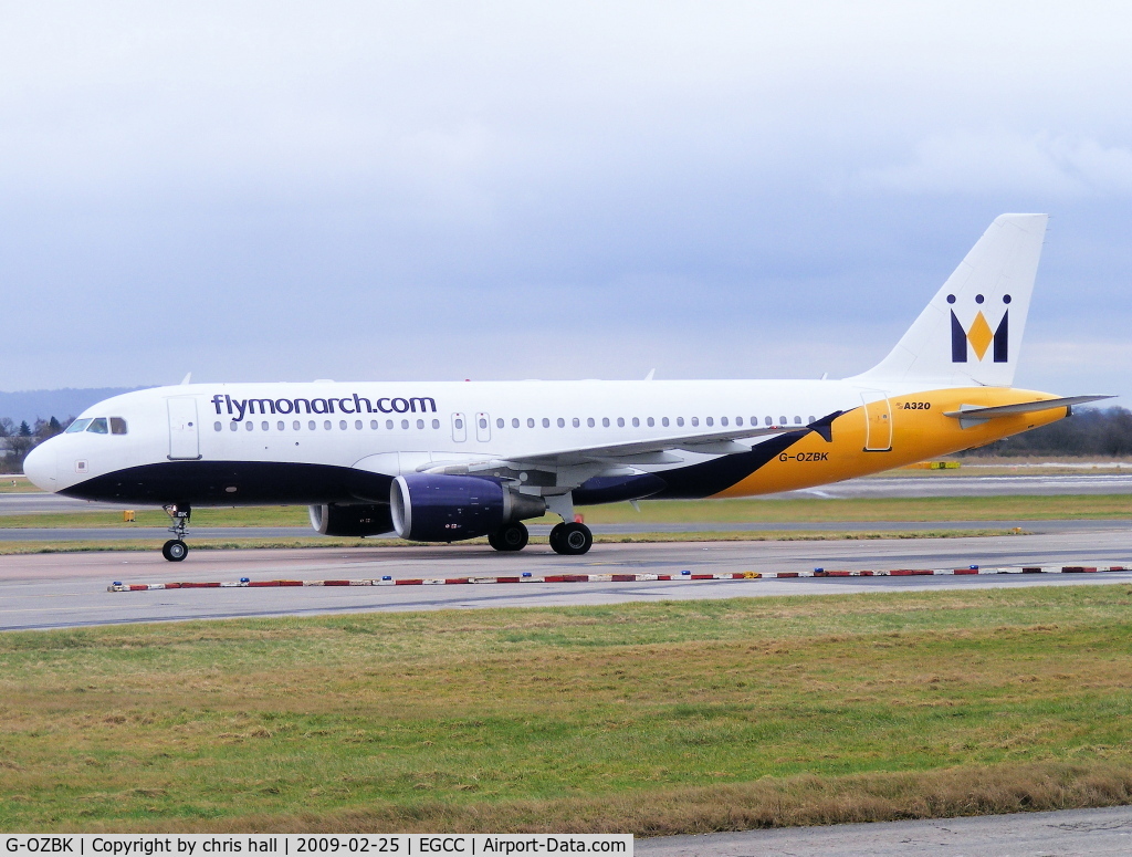 G-OZBK, 2000 Airbus A320-214 C/N 1370, Monarch