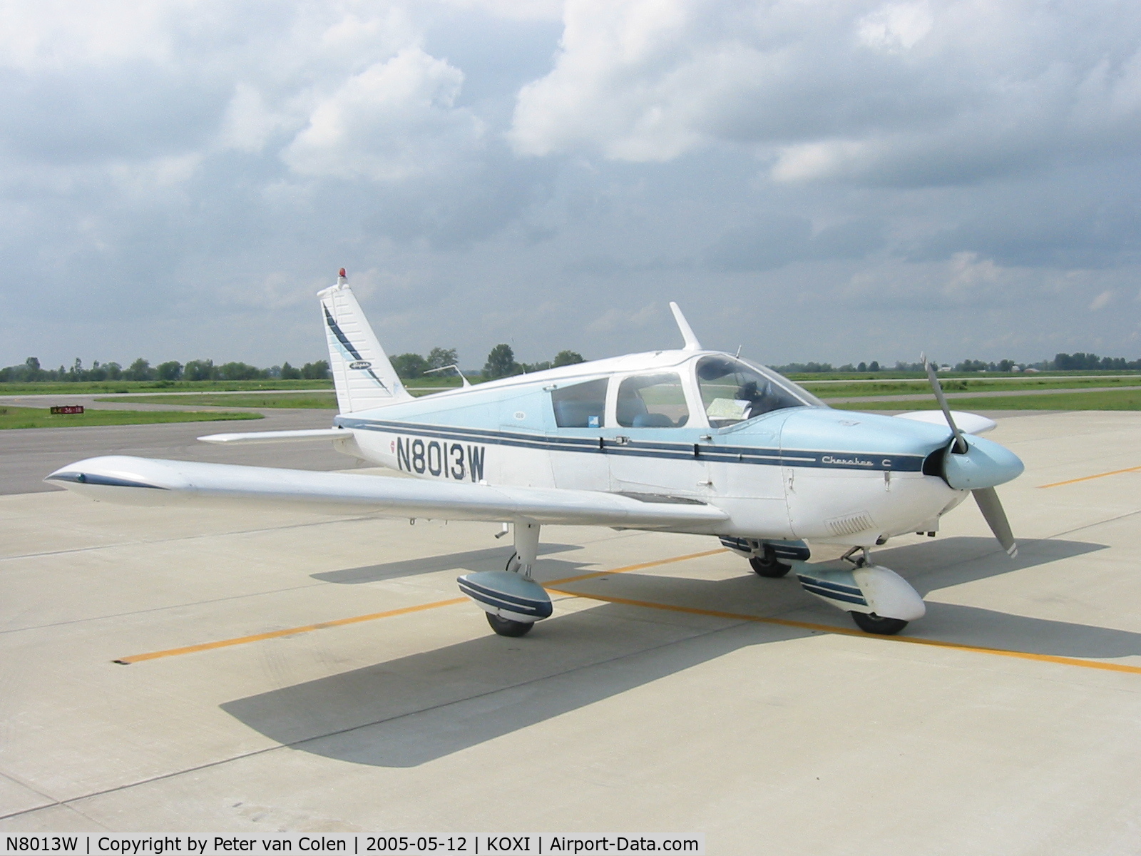 N8013W, 1964 Piper PA-28-180 C/N 28-2076, 8013W at OXI
