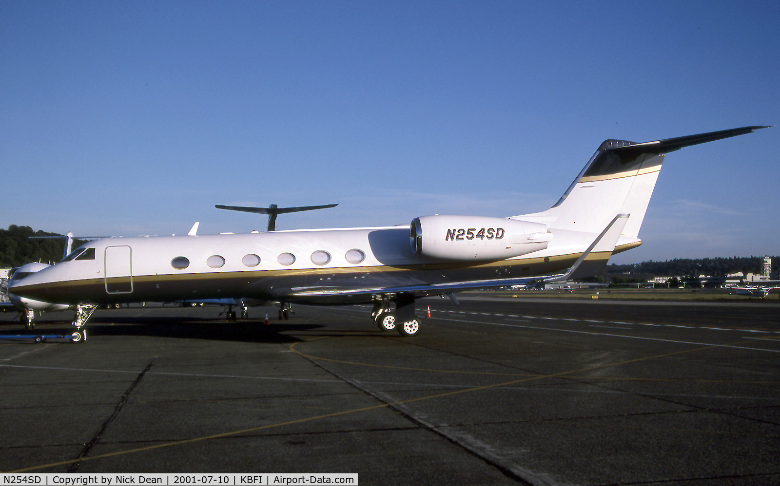 N254SD, 1999 Gulfstream Aerospace Gulfstream IVSP C/N 1387, KBFI