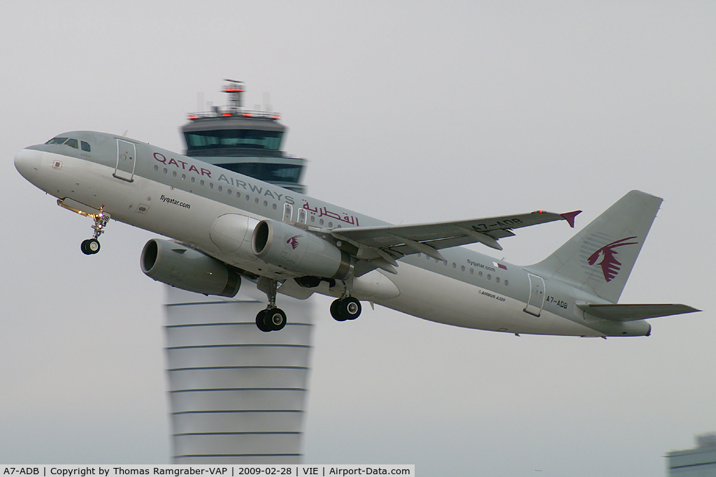 A7-ADB, 2001 Airbus A320-232 C/N 1648, Qatar Airways Airbus A320