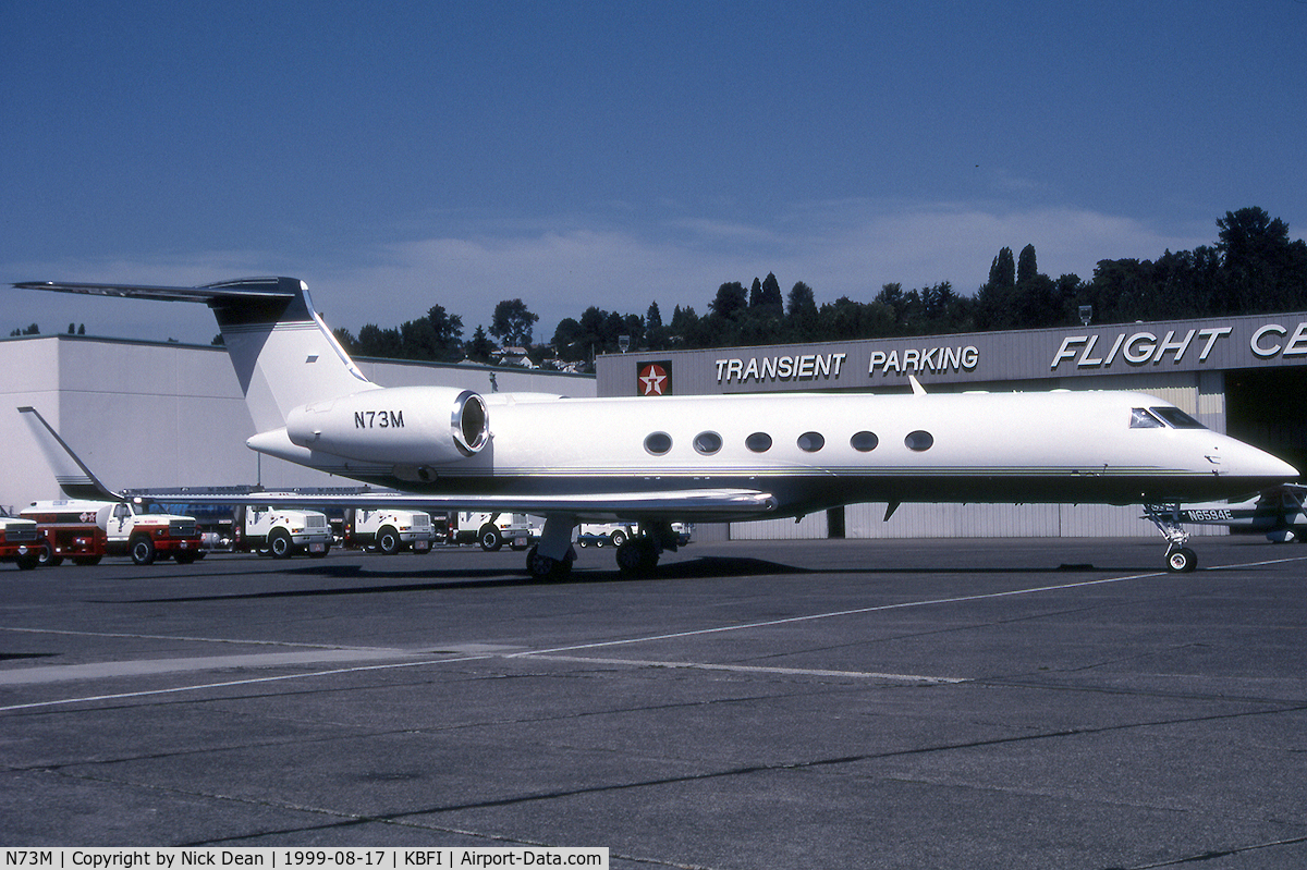 N73M, 1998 Gulfstream Aerospace G-V C/N 547, KBFI