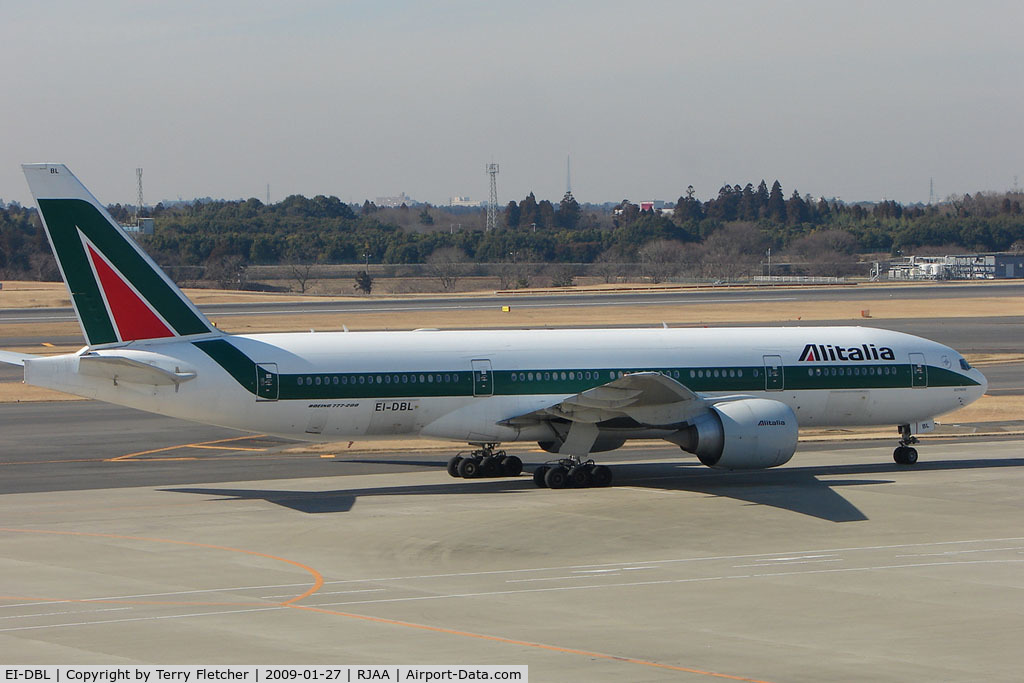 EI-DBL, 2003 Boeing 777-243/ER C/N 32781, Alitalia B777 at Narita