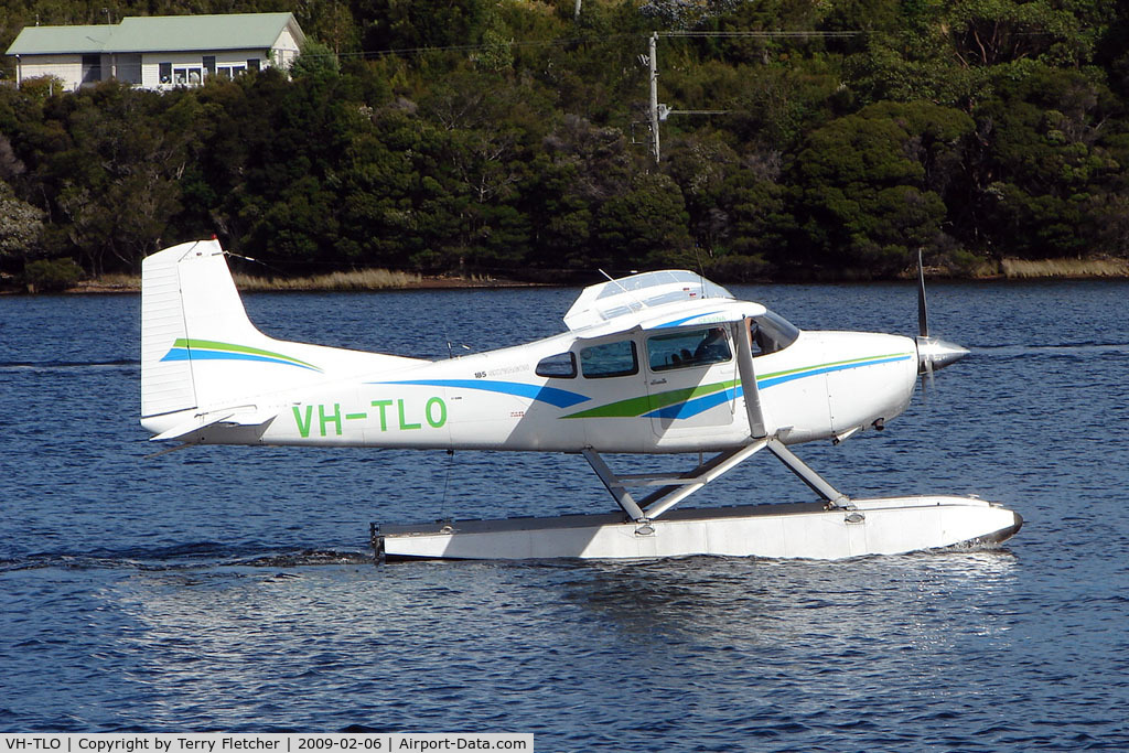 VH-TLO, 1978 Cessna A185F Skywagon 185 C/N 18503658, Cessna A185F in Strahan Harbour , West Tasmania