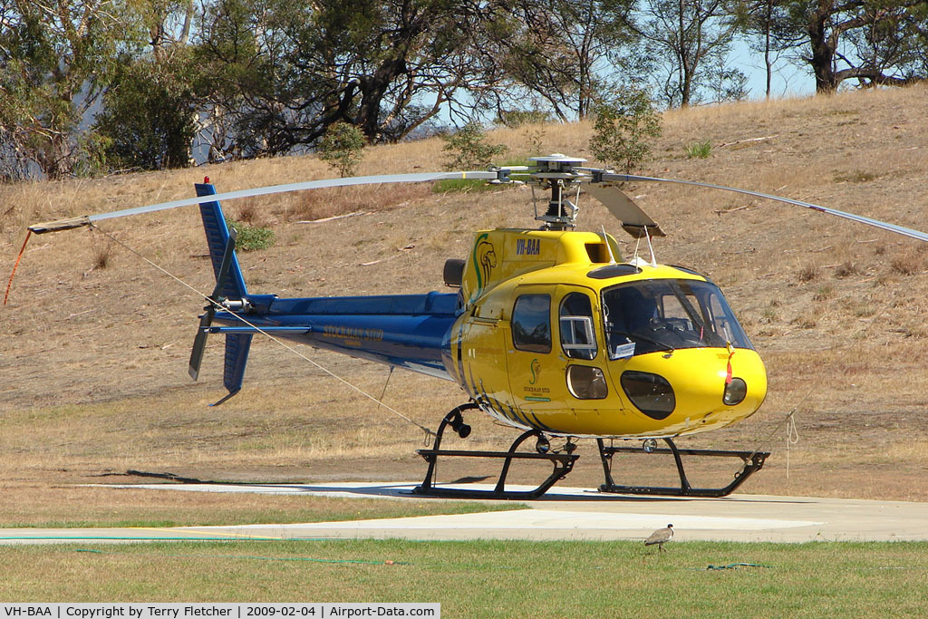 VH-BAA, Aerospatiale AS-350BA Ecureuil C/N 2015, AS350BA at Hobart Helipad