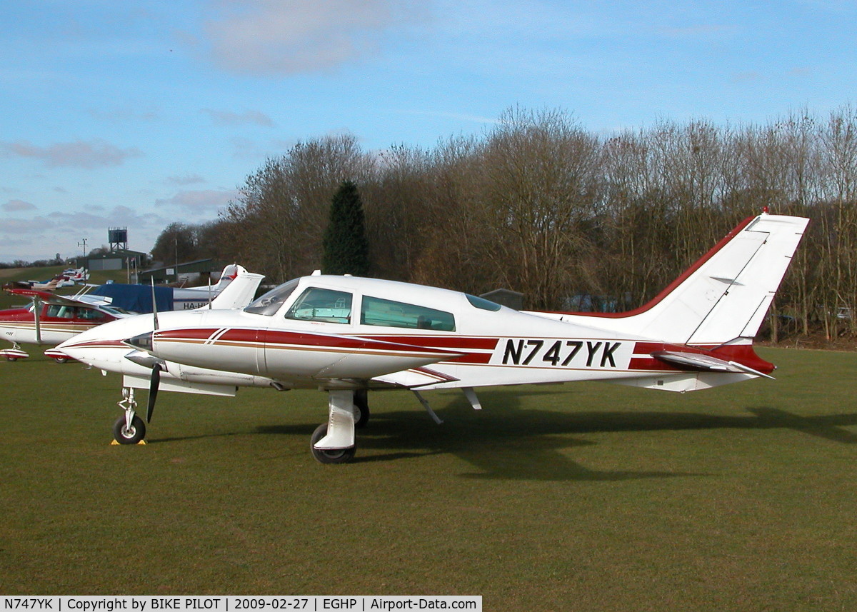 N747YK, 1975 Cessna 310R C/N 310R0138, ONE OF MY FAVOURITE TWINS ALTHOUGH I DO PREFER THE SHORT NOSE VERSION