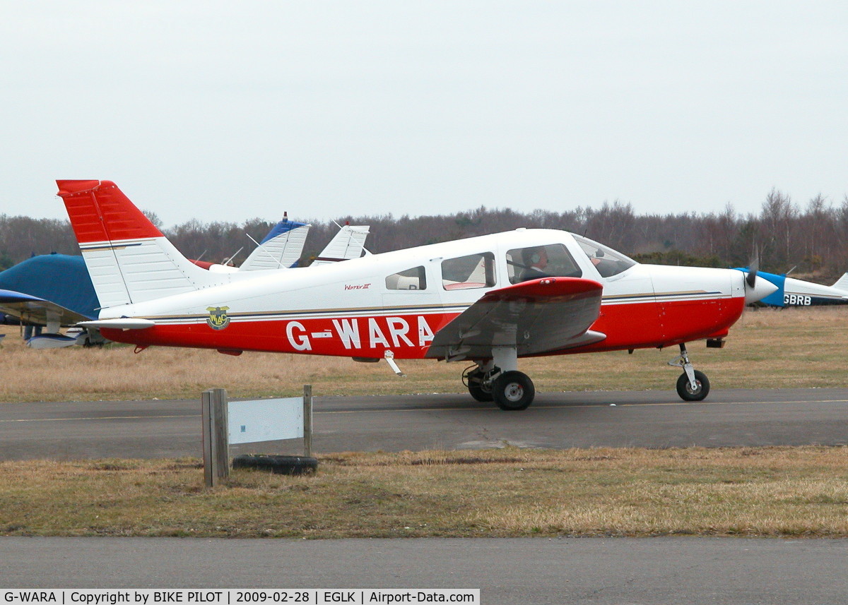 G-WARA, 1997 Piper PA-28-161 Cherokee Warrior II C/N 28-42021, TAXYING PAST THE CAFE