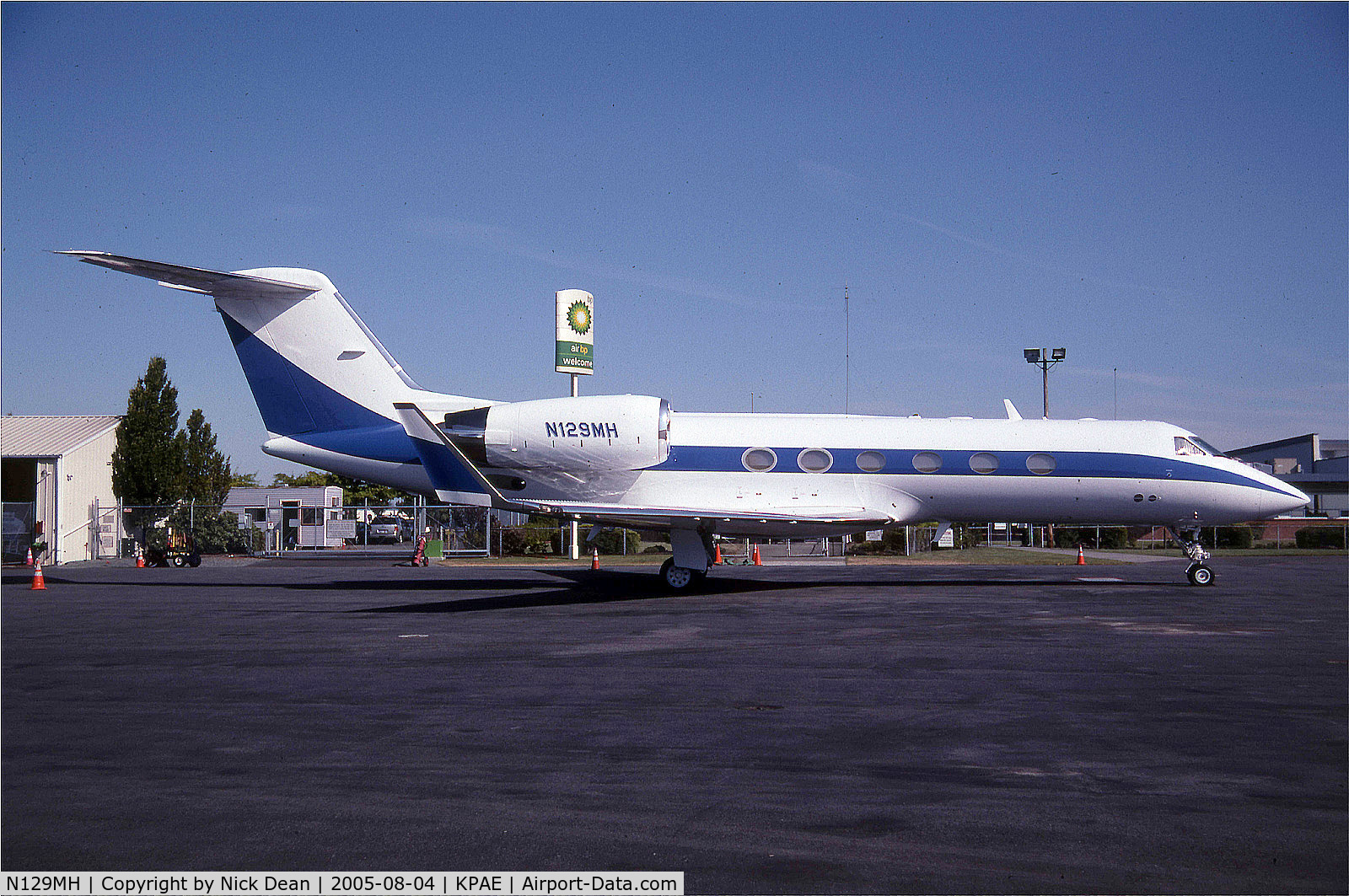 N129MH, 2003 Gulfstream Aerospace G-IV C/N 1517, KPAE