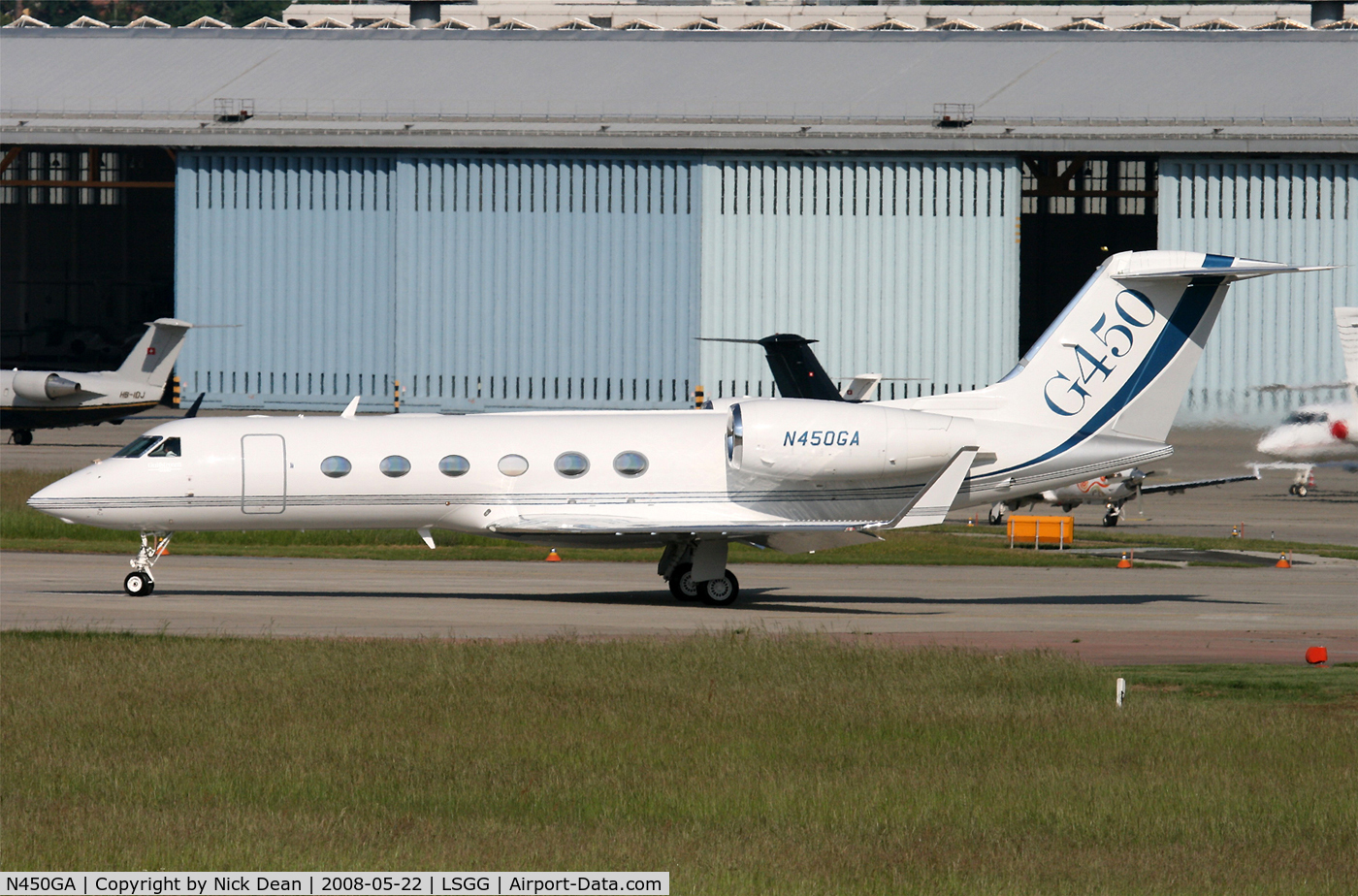 N450GA, 2007 Gulfstream Aerospace GIV-X (G450) C/N 4091, LSGG