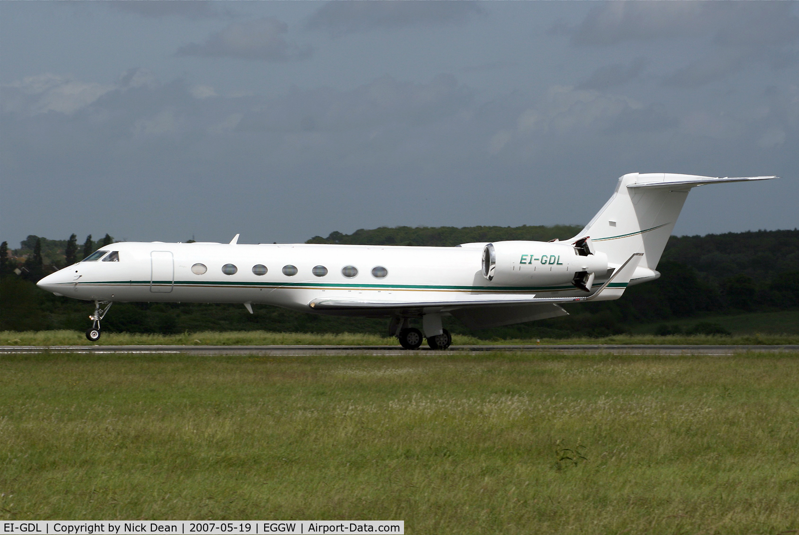 EI-GDL, 2005 Gulfstream Aerospace GV-SP (G550) C/N 5068, EGGW