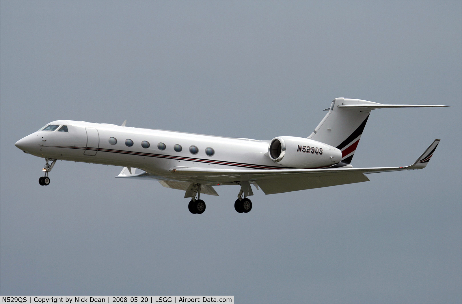 N529QS, 2007 Gulfstream Aerospace GV-SP (G550) C/N 5156, LSGG