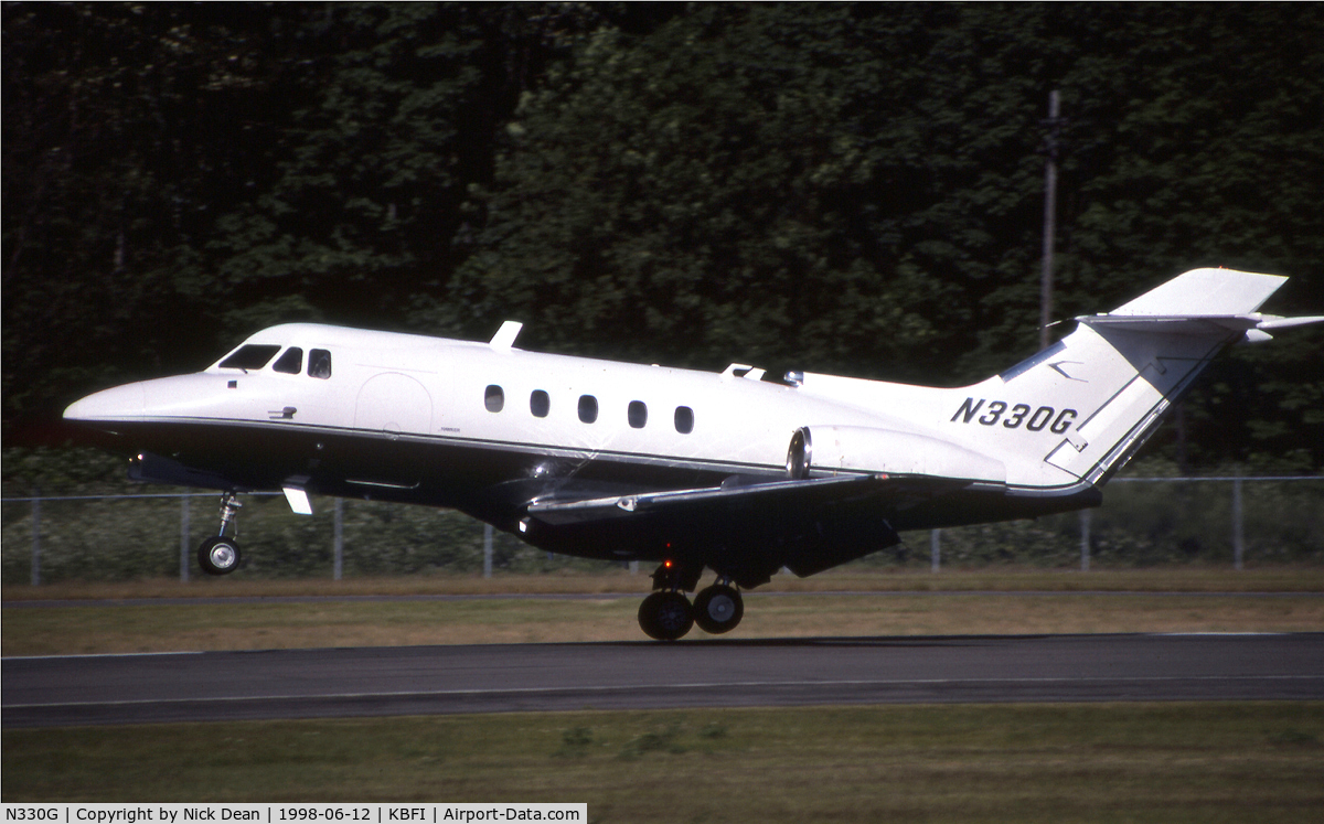 N330G, 1989 Hawker Siddeley DH.125-1A/522 C/N 25087, KBFI (This airframe is a 1966 build not as posted 1989)