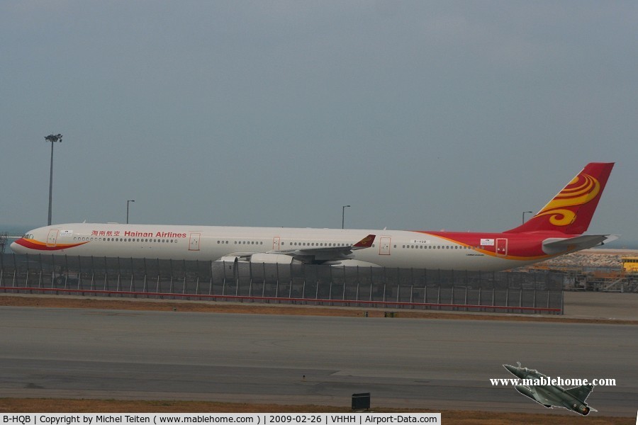 B-HQB, 2002 Airbus A340-642 C/N 453, Ex Cathay Pacific stored at HKIA with the colors of Hainan Air,its new owner