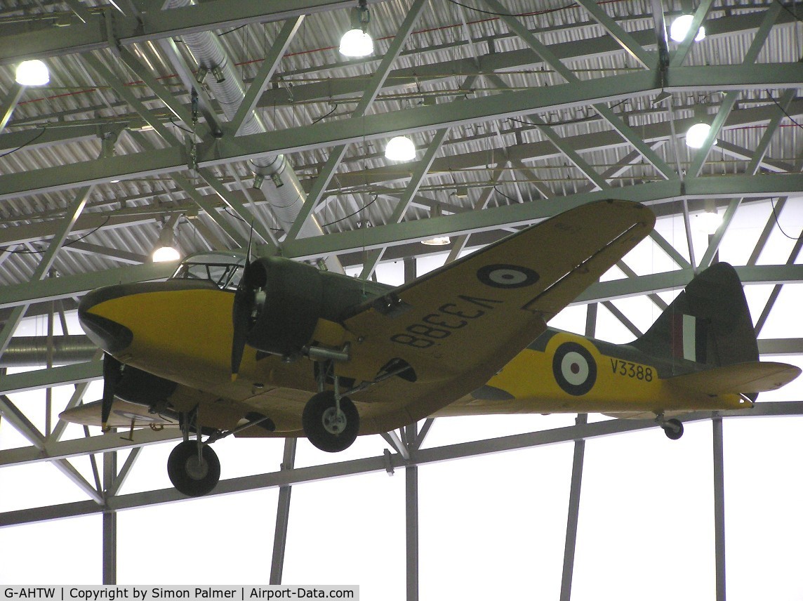 G-AHTW, 1940 Airspeed AS.10 Oxford I C/N 3083, Oxford preserved at Duxford