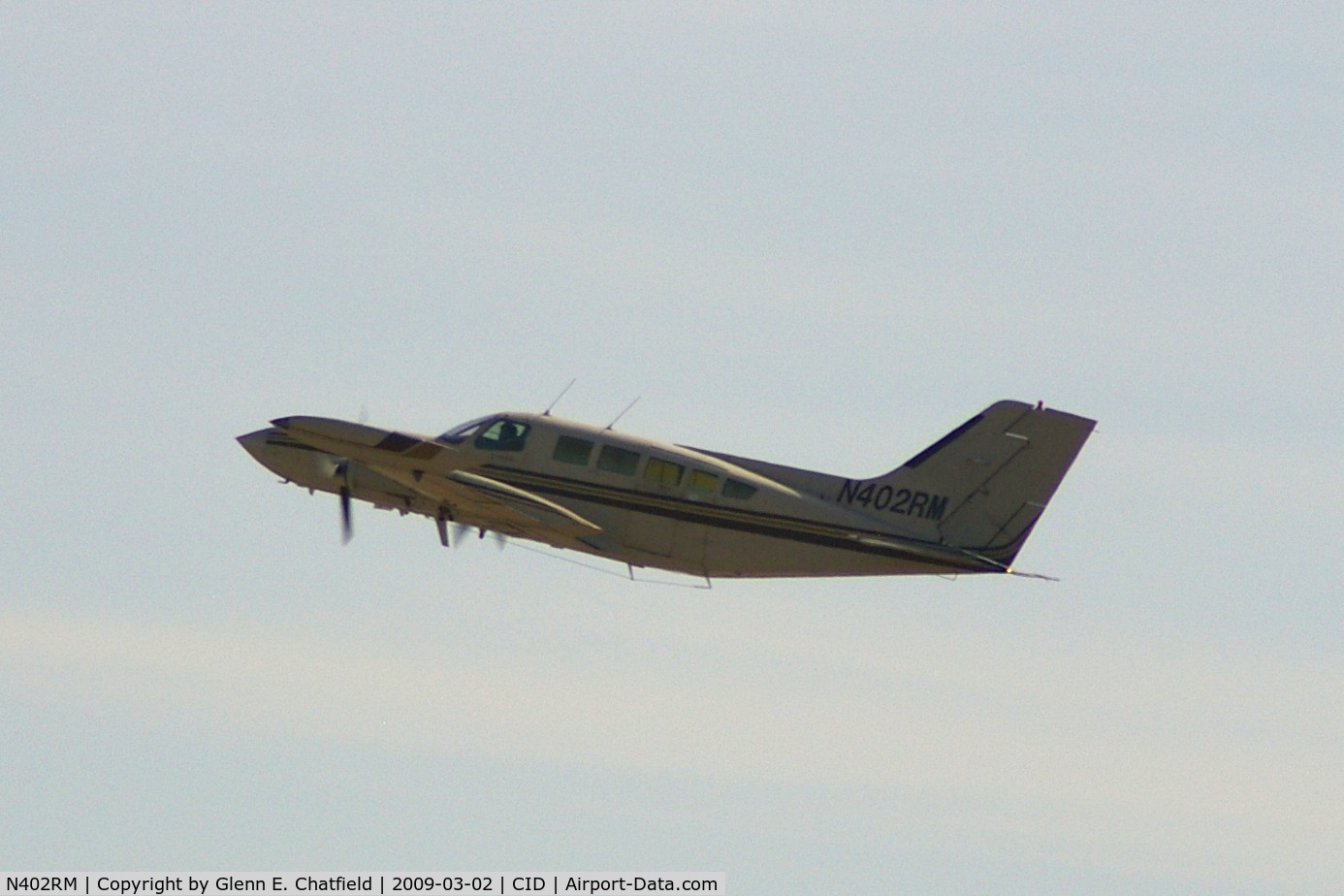 N402RM, 1974 Cessna 402B C/N 402B0607, Climbing out after taking off Runway 9