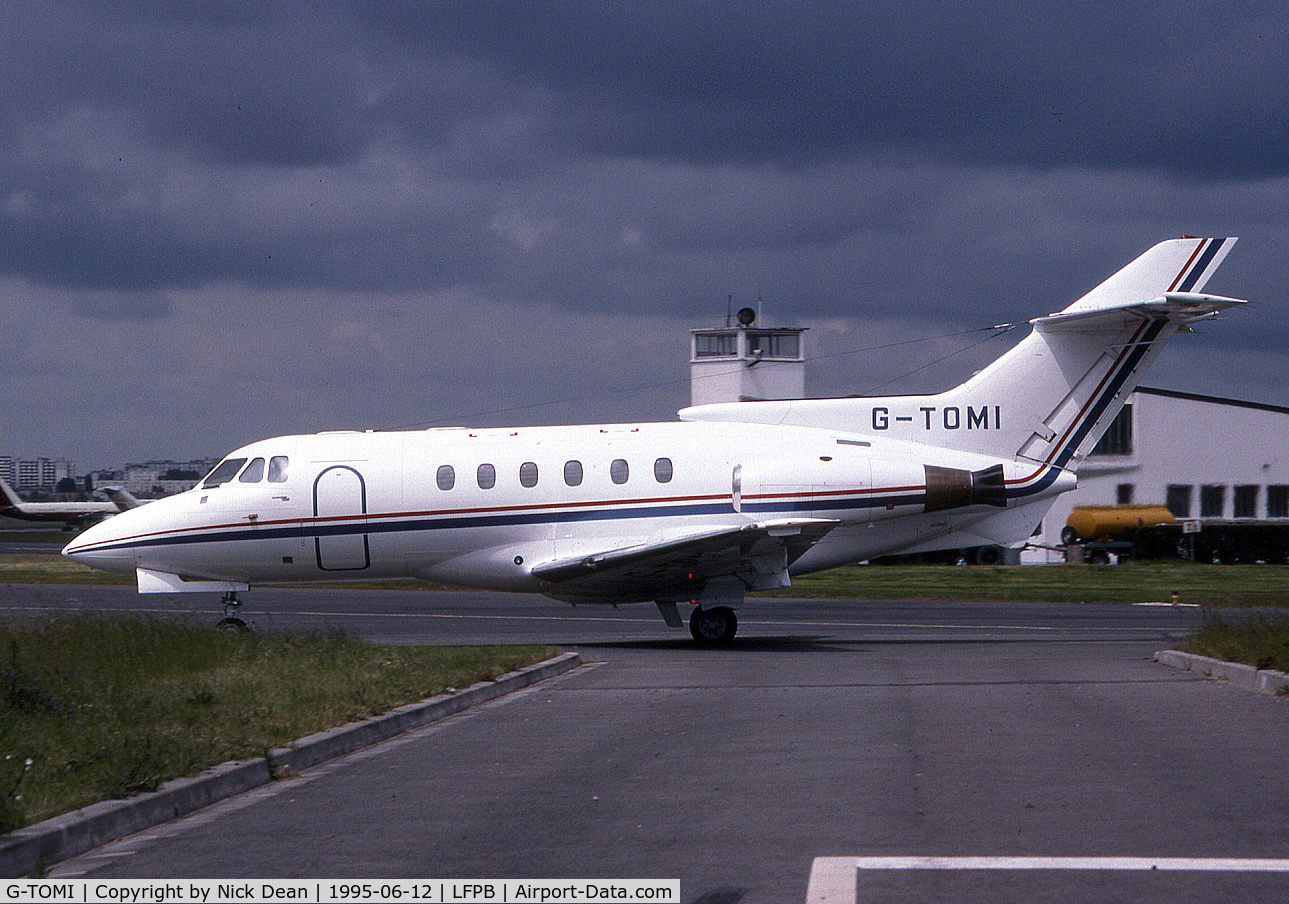 G-TOMI, 1973 Hawker Siddeley HS.125 Series 600B C/N 256030, Paris Le Bourget