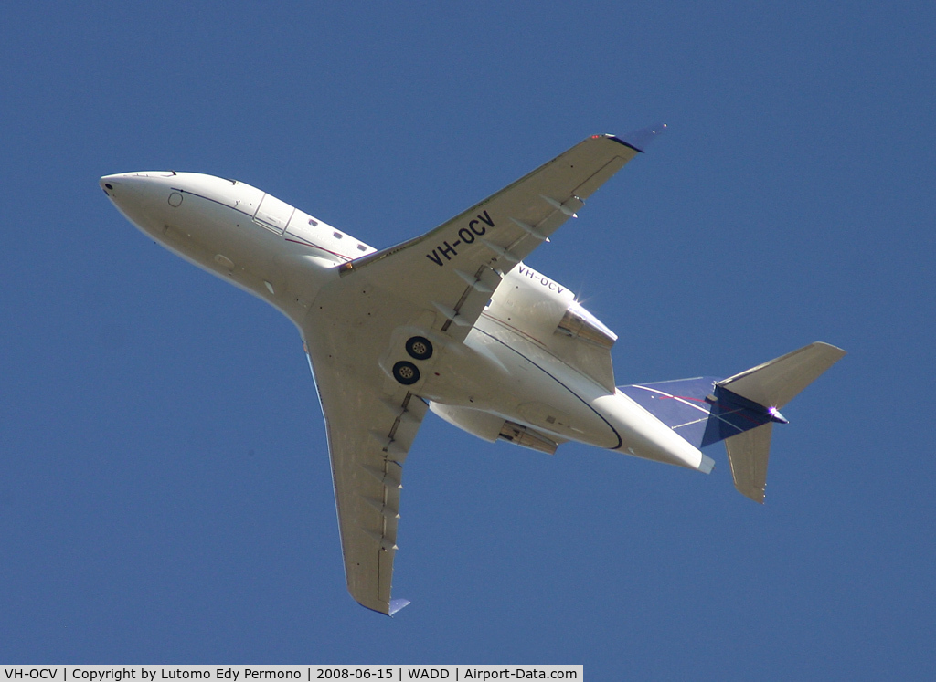 VH-OCV, 2005 Bombardier Challenger 604 (CL-600-2B16) C/N 5625, Execujet Australia