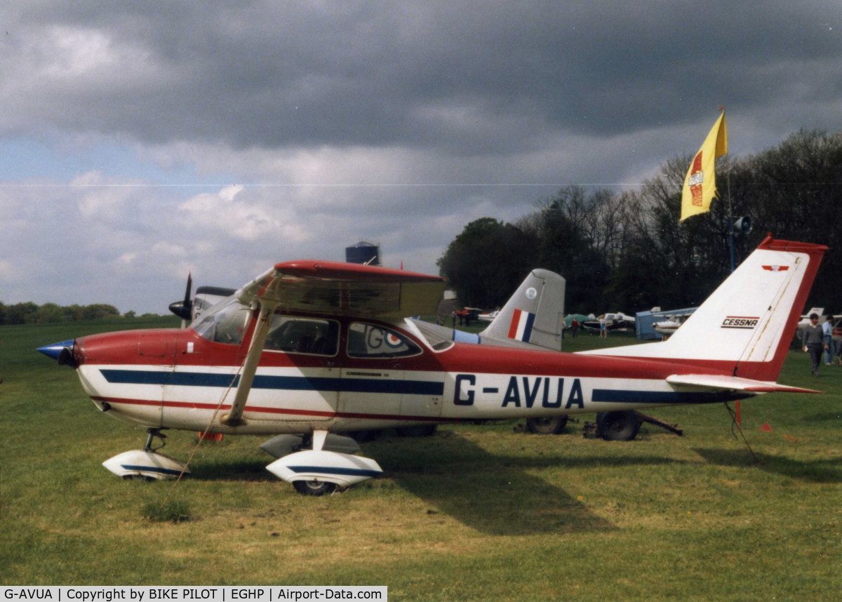 G-AVUA, 1967 Reims F172H Skyhawk C/N 0464, NICE LOOKING 172