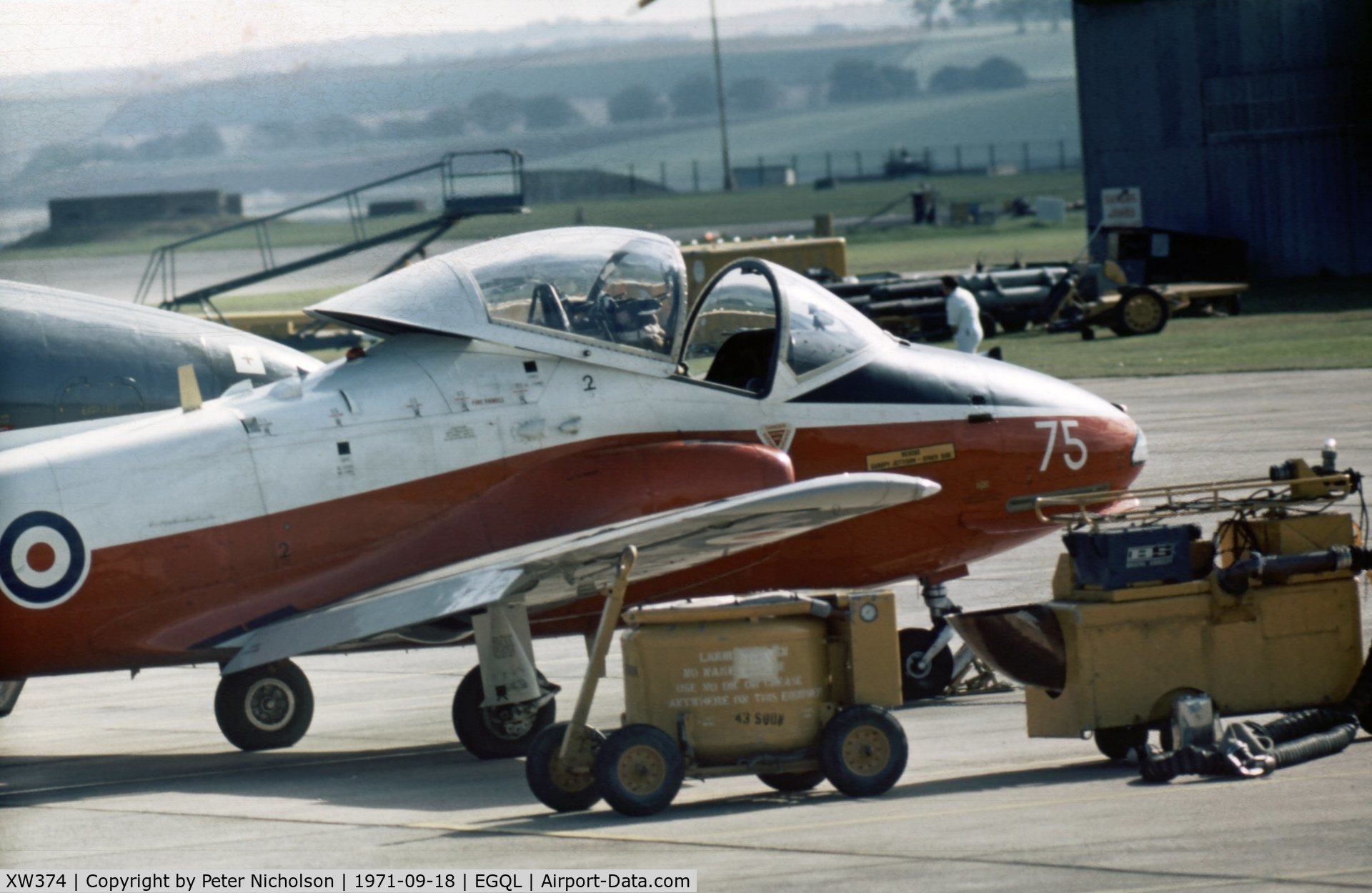 XW374, 1969 BAC 84 Jet Provost T.5A C/N EEP/JP/1024, Jet Provost T.5 of 1 Flying Training School performed at the 1971 Leuchars Airshow.