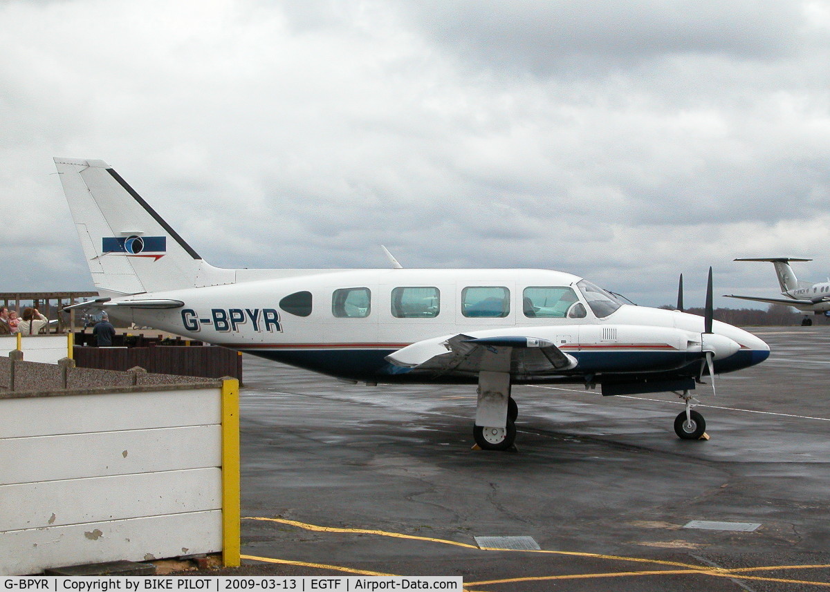 G-BPYR, 1977 Piper PA-31-310 C Navajo C/N 31-7812032, SITTING OUTSIDE THE SYNERGY OFFICES