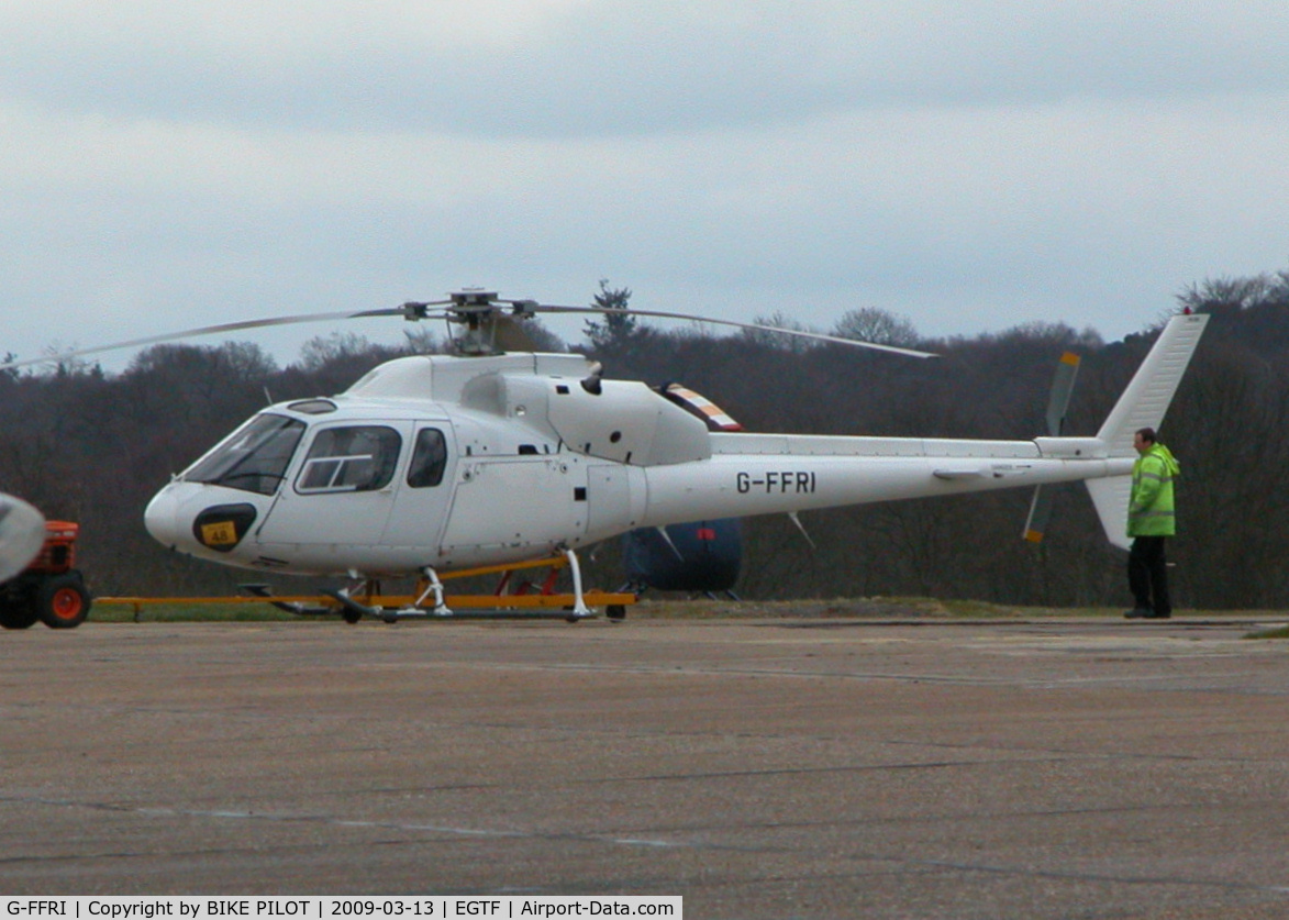 G-FFRI, 1982 Aérospatiale AS-355F-1 Twin Ecureuil C/N 5120, BEING TOWED TO THE ALAN MANN HANGERS