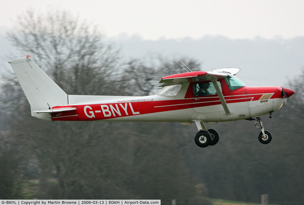 G-BNYL, 1977 Cessna 152 C/N 152-80671, Bumps and Circuits!