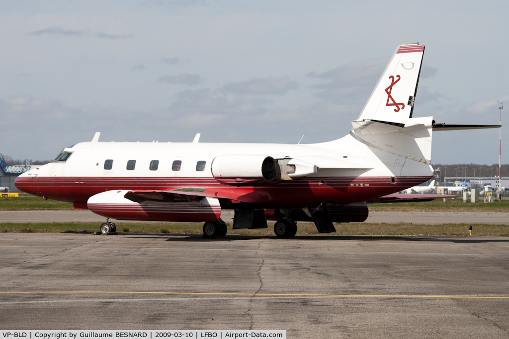 VP-BLD, 1968 Lockheed L-1329 JetStar 731 C/N 5117, Old airframe stored in Toulouse. Will probably never fly again.