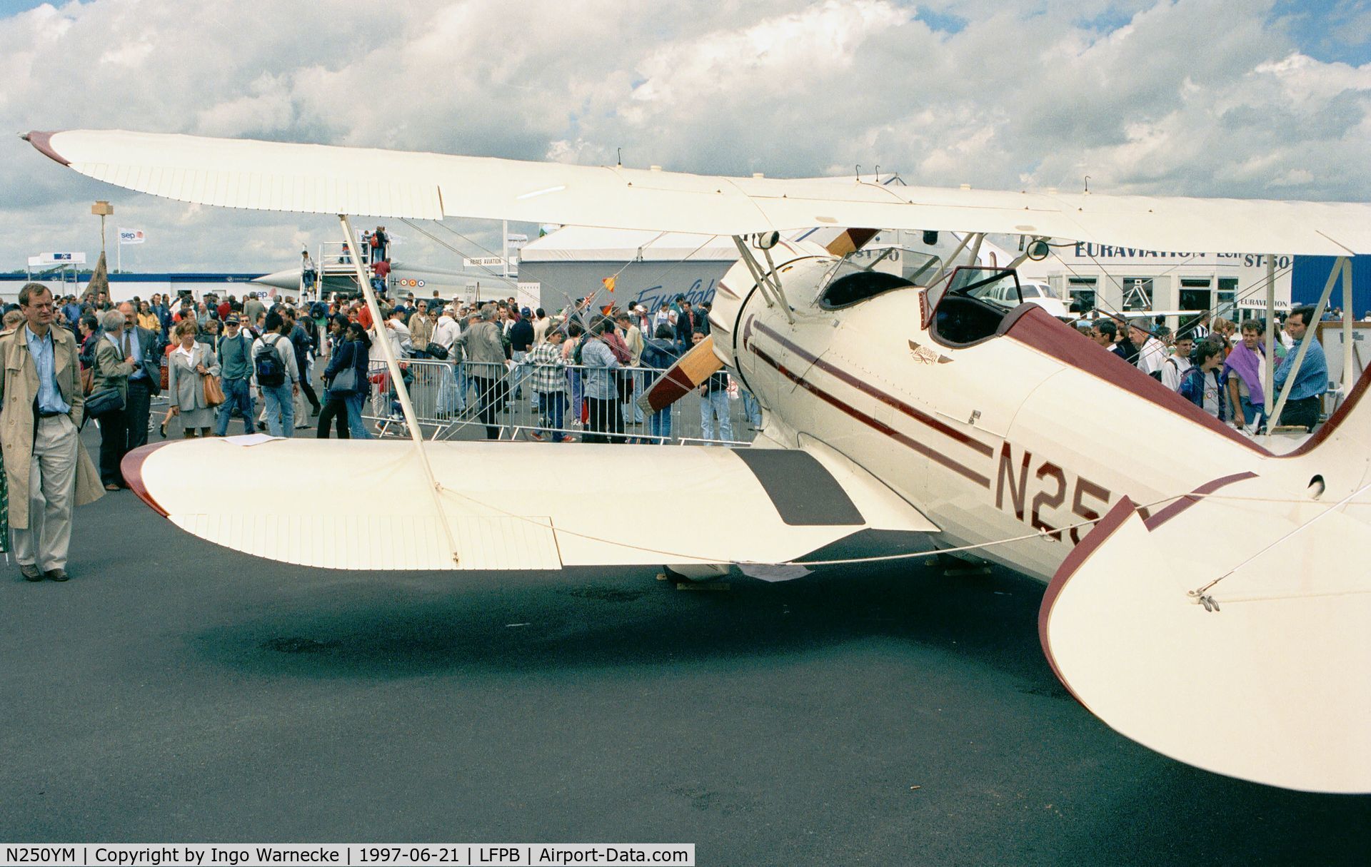 N250YM, 1994 Classic Aircraft Corp WACO YMF C/N F5C-059, Waco YMF at the Aerosalon Paris 1997