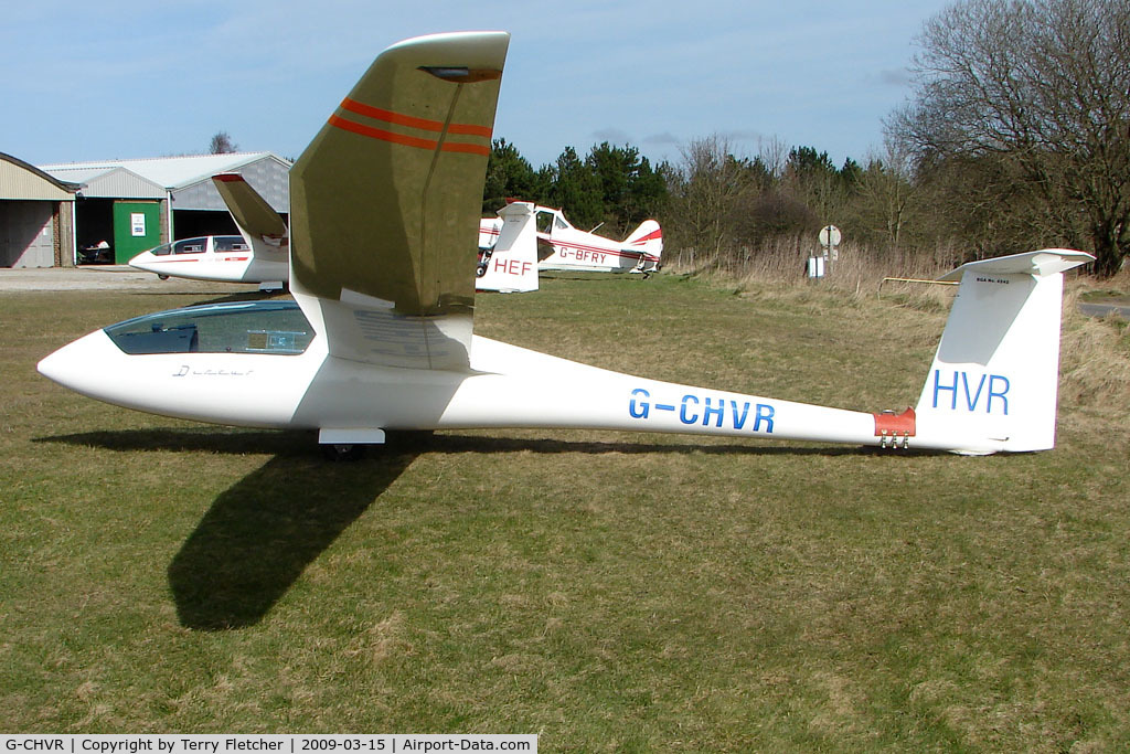 G-CHVR, Schempp-Hirth Discus b C/N 560, Glider at Sutton Bank