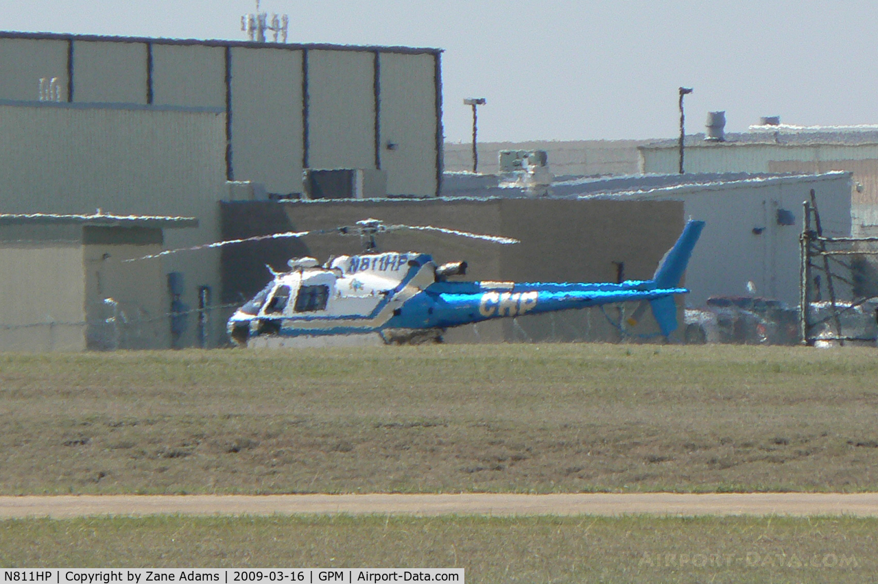 N811HP, 2001 Eurocopter AS-350B-3 Ecureuil Ecureuil C/N 3404, At Grand Prairie Municipal