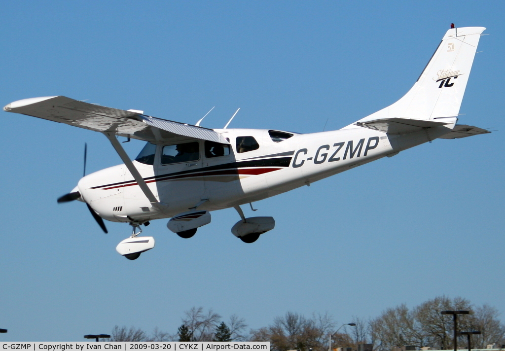 C-GZMP, 1999 Cessna T206H Turbo Stationair C/N T20608129, Landing at Toronto Buttonville Airport