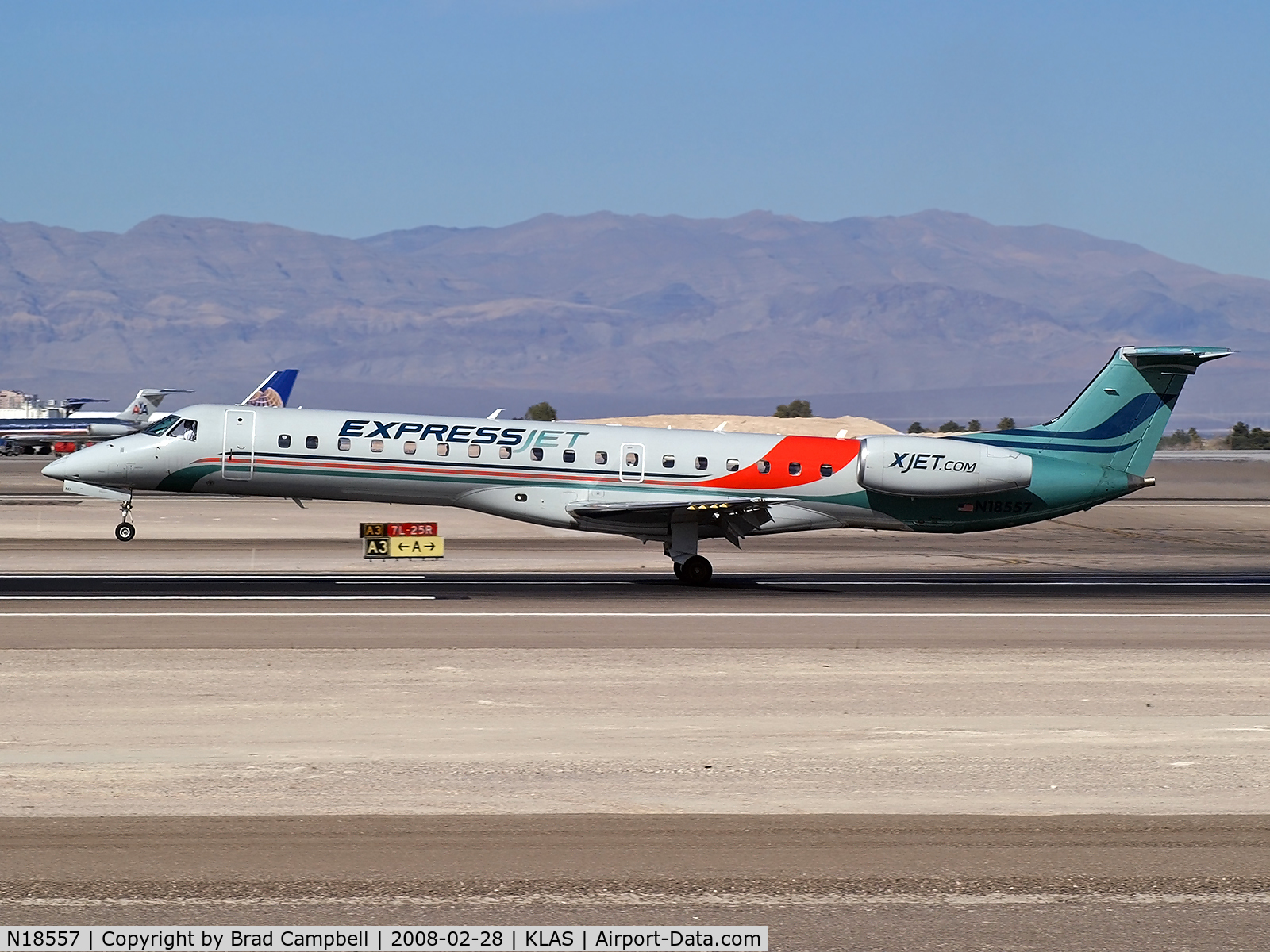 N18557, 2002 Embraer ERJ-145LR (EMB-145LR) C/N 145596, ExpressJet Airlines / 2002 Embraer EMB-145LR