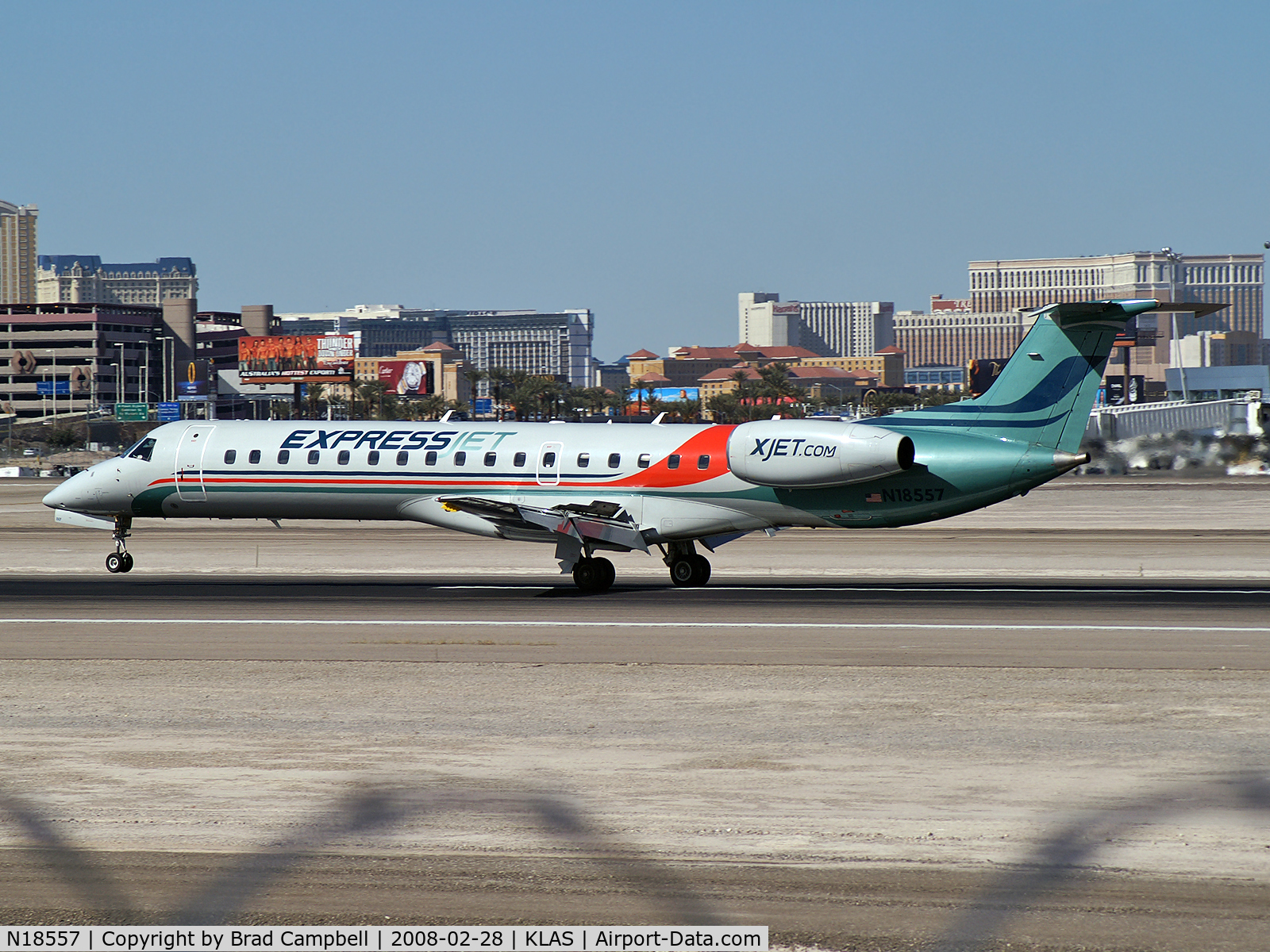 N18557, 2002 Embraer ERJ-145LR (EMB-145LR) C/N 145596, ExpressJet Airlines / 2002 Embraer EMB-145LR