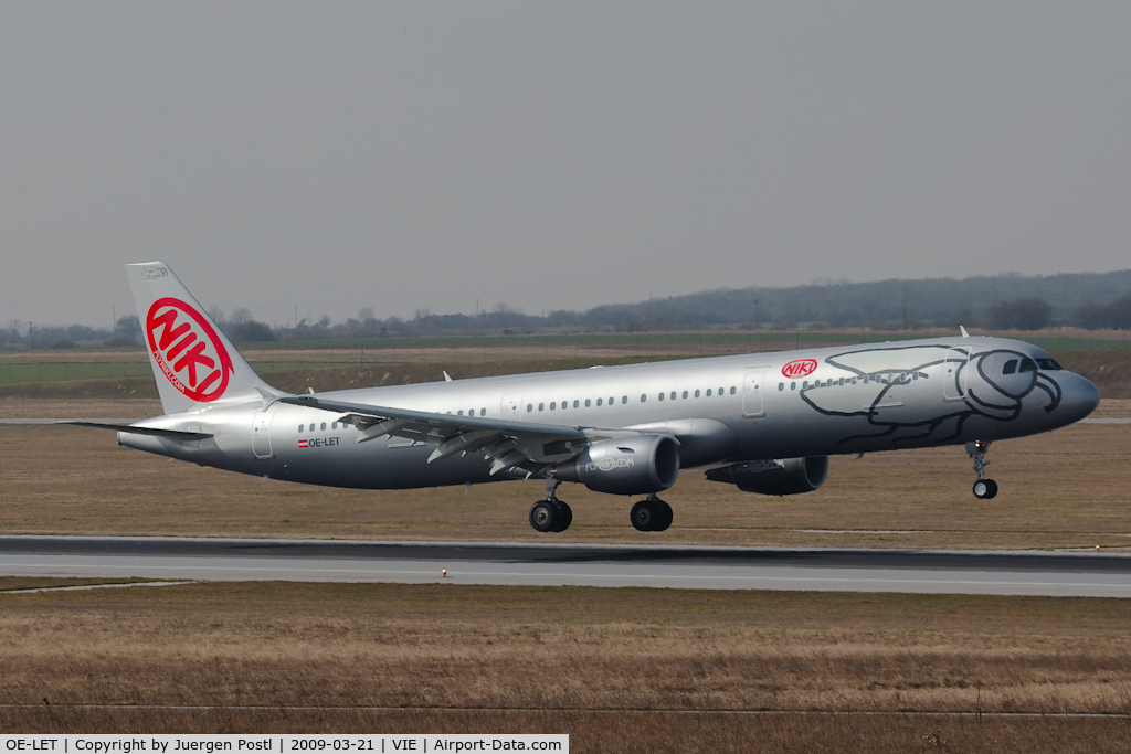 OE-LET, 2009 Airbus A321-211 C/N 3830, Airbus A321-211