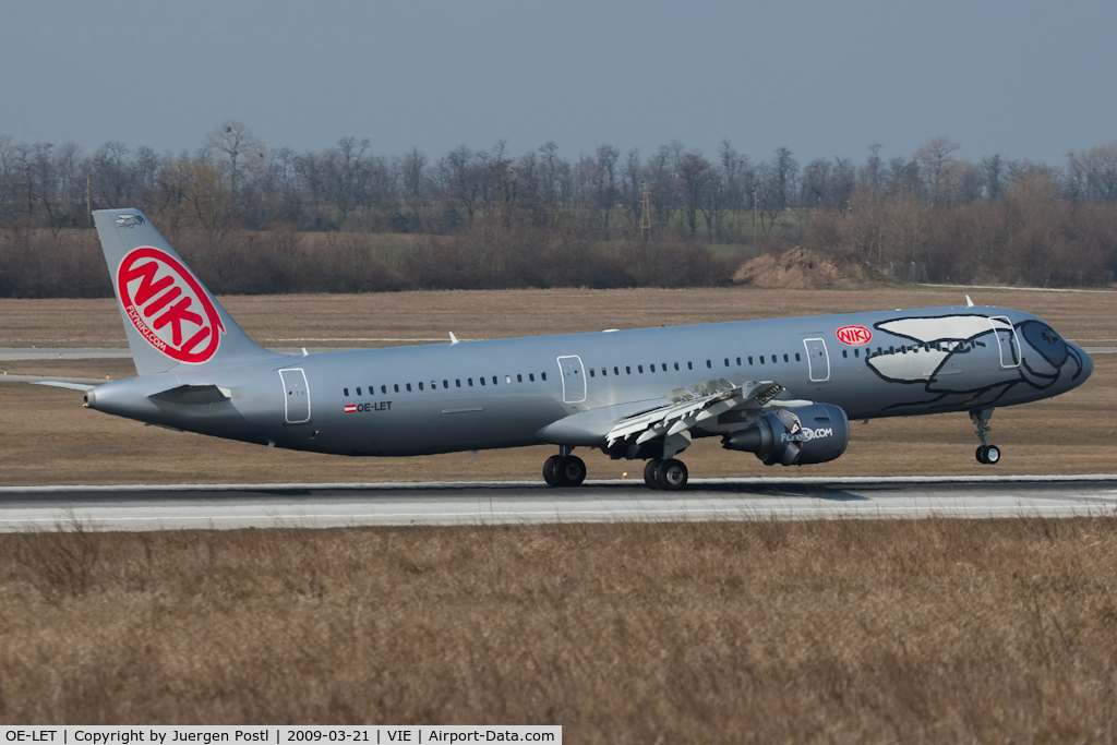OE-LET, 2009 Airbus A321-211 C/N 3830, Airbus A321-211