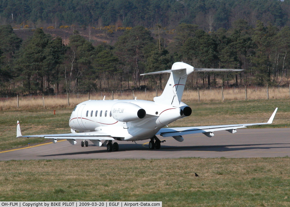 OH-FLM, 2007 Bombardier Challenger 300 (BD-100-1A10) C/N 20155, MAKING THE TURN AT THE END OF RWY 06