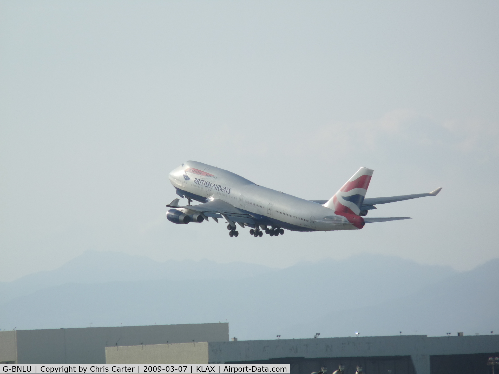 G-BNLU, 1992 Boeing 747-436 C/N 25406, Heavy Speedbird departing LAX in the last afternoon rays.