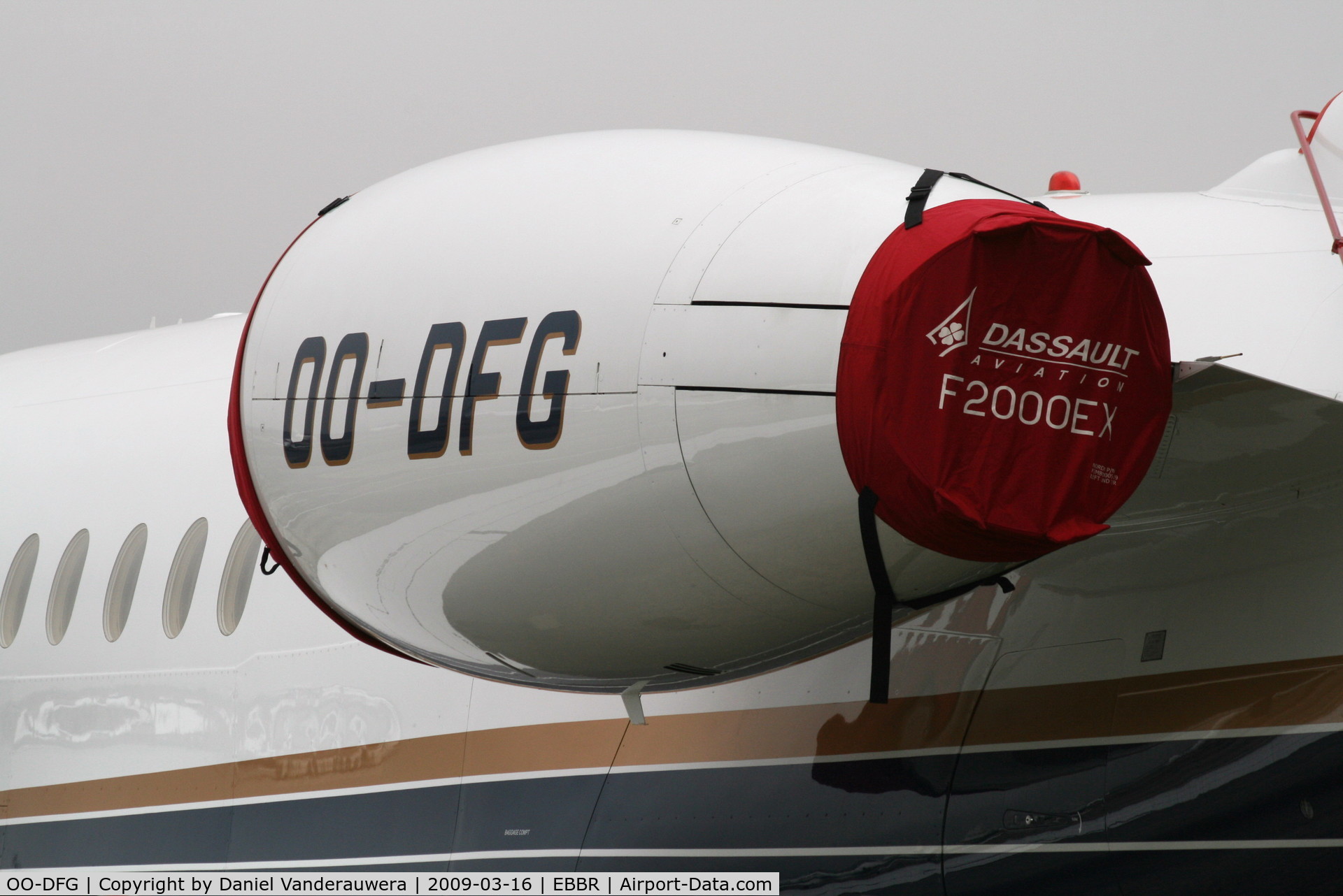 OO-DFG, 2007 Dassault Falcon 2000EX C/N 140, parked on General Aviation apron (Abelag)